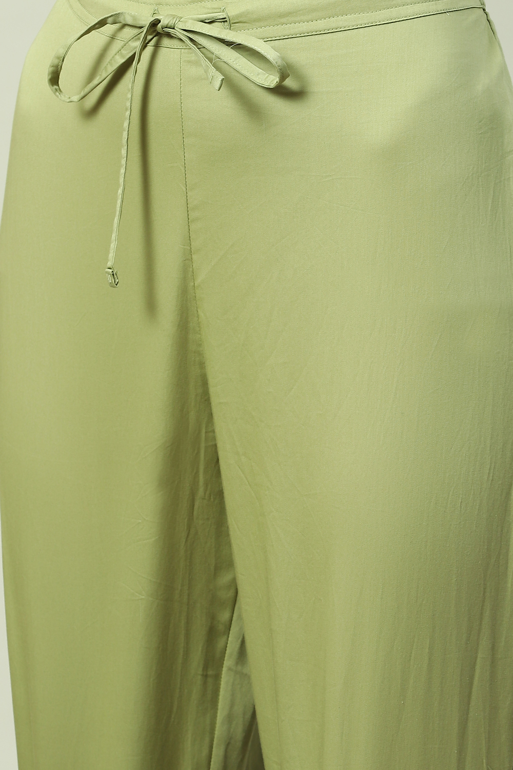 Olive Green Straight Kurta Regular Pant Suit Set image number 2
