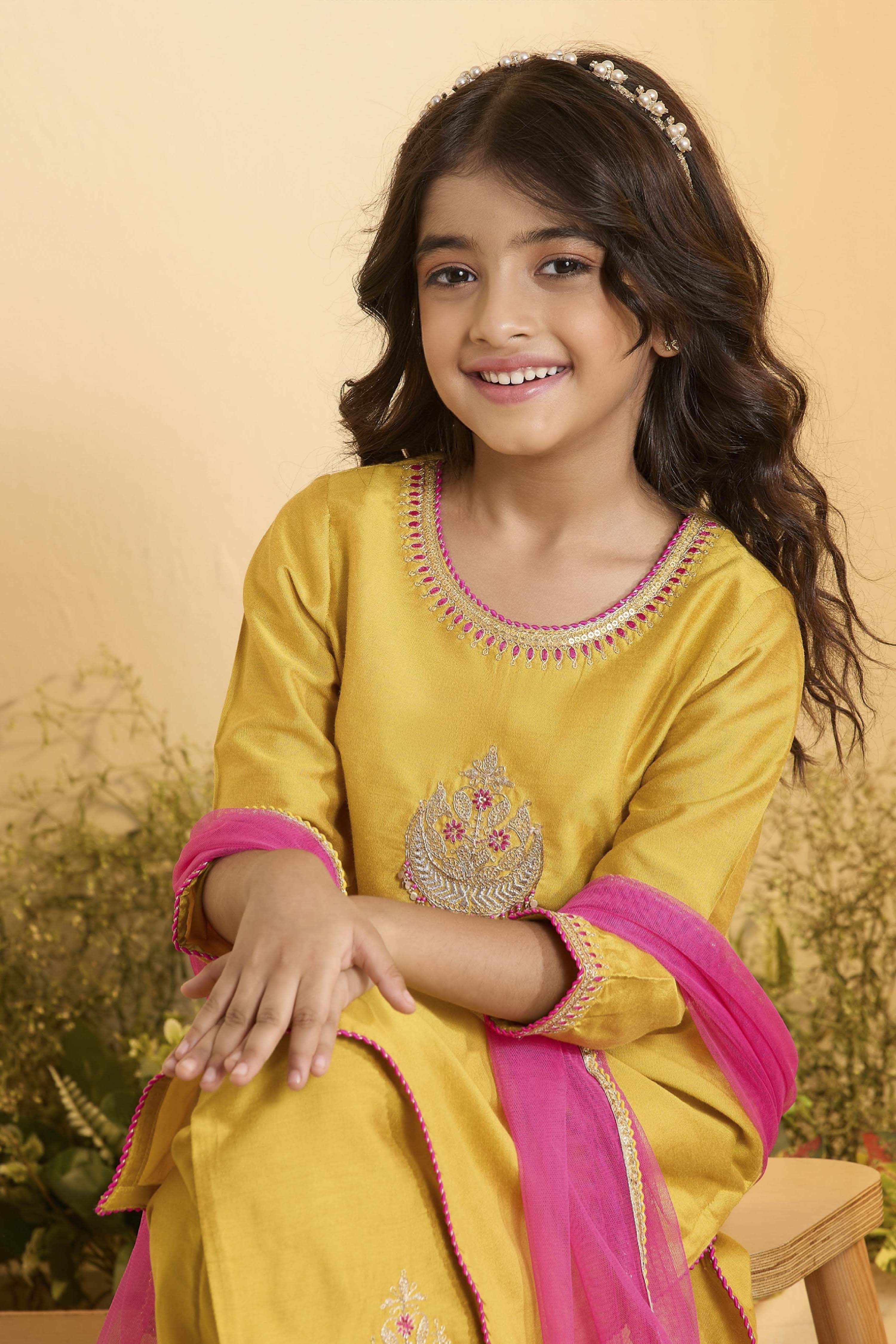 Yellow Embroidered Straight kurta Set image number 1
