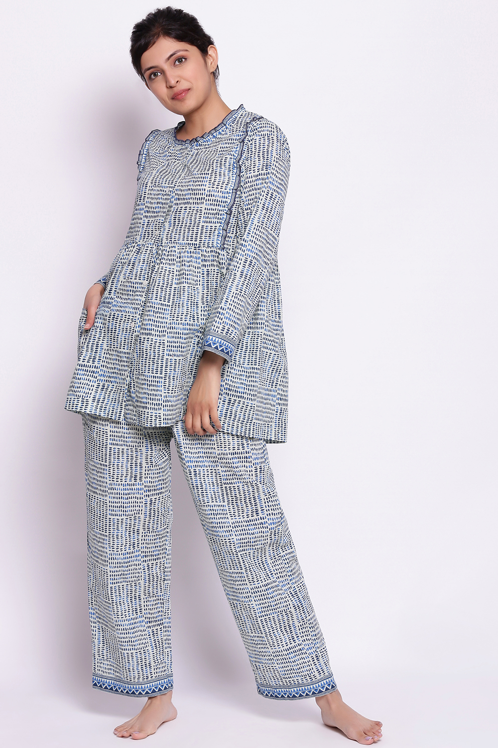 Blue Cotton Printed Loungewear Set image number 4