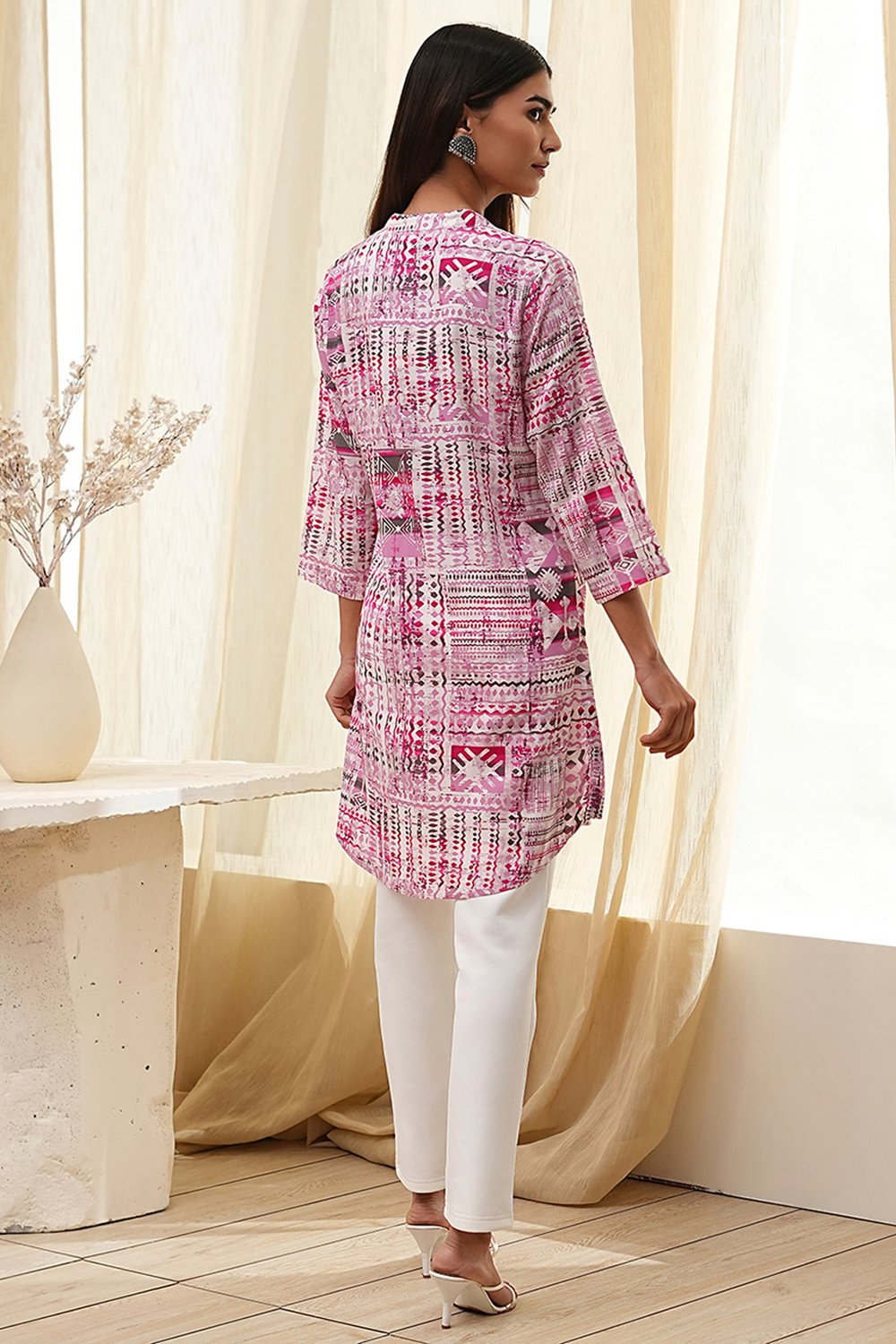Pink Viscose Rayon Printed Short Kurta image number 3