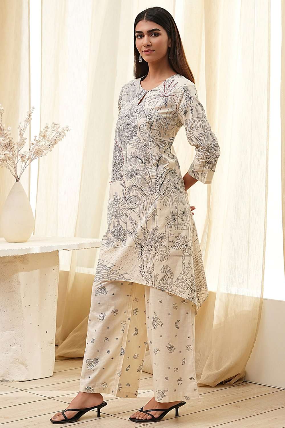 Off-White Cotton Straight Printed Kurta Set image number 3
