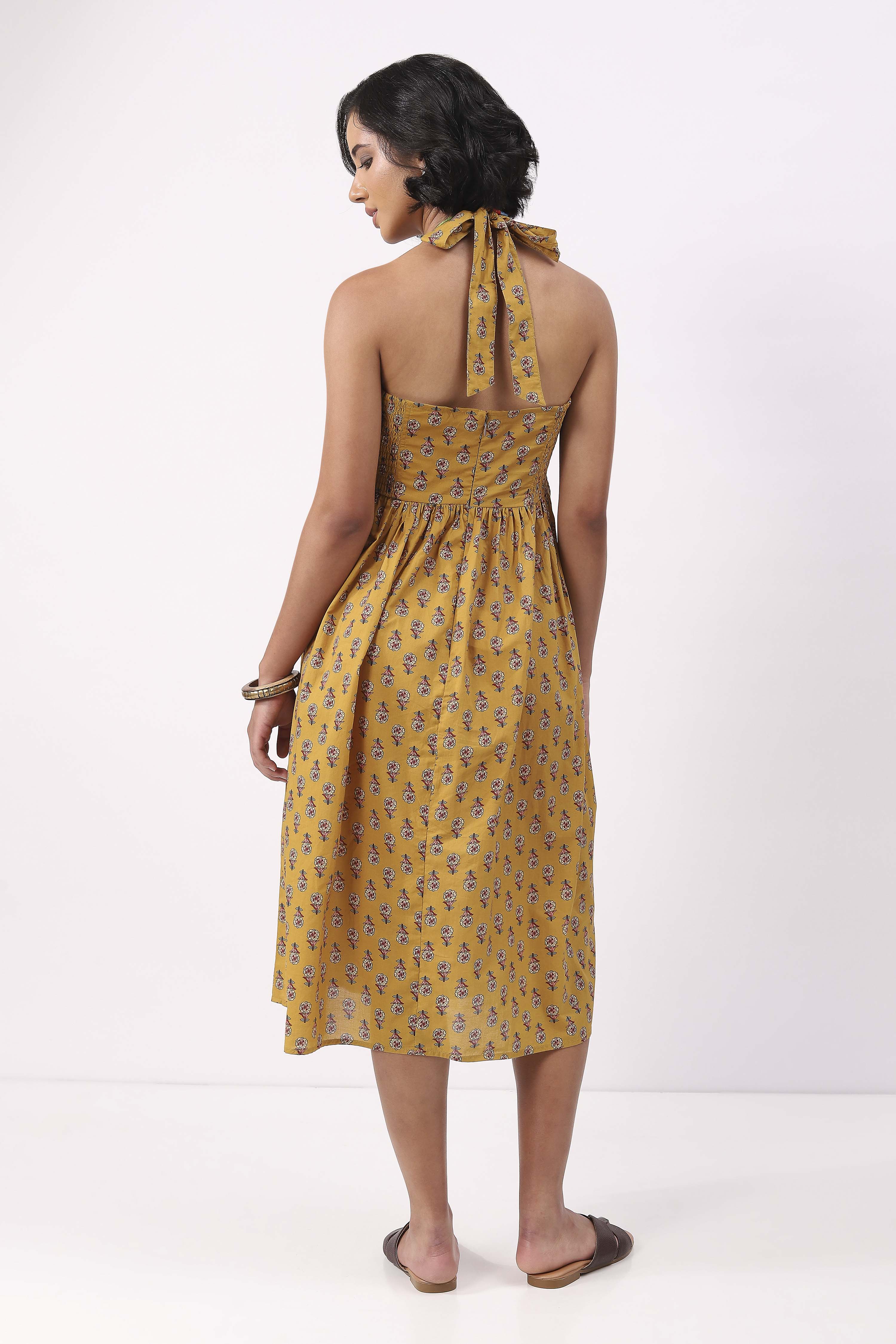 Yellow Cotton Printed Straight Dress image number 2