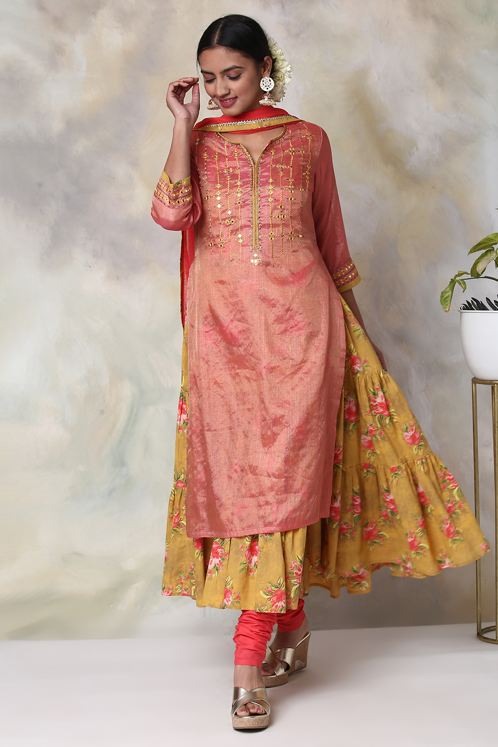 Pink Metallic Cotton Double Layered  Kurta Churidar Suit Set image number 6