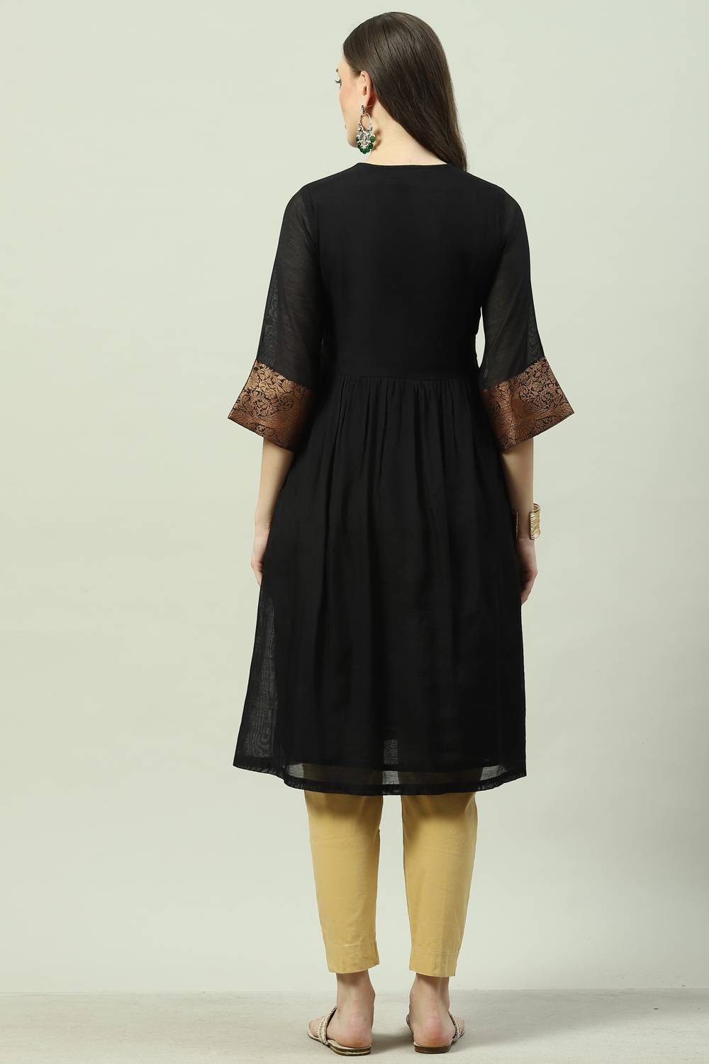 Black Art Silk A-Line Yarndyed Kurta image number 4