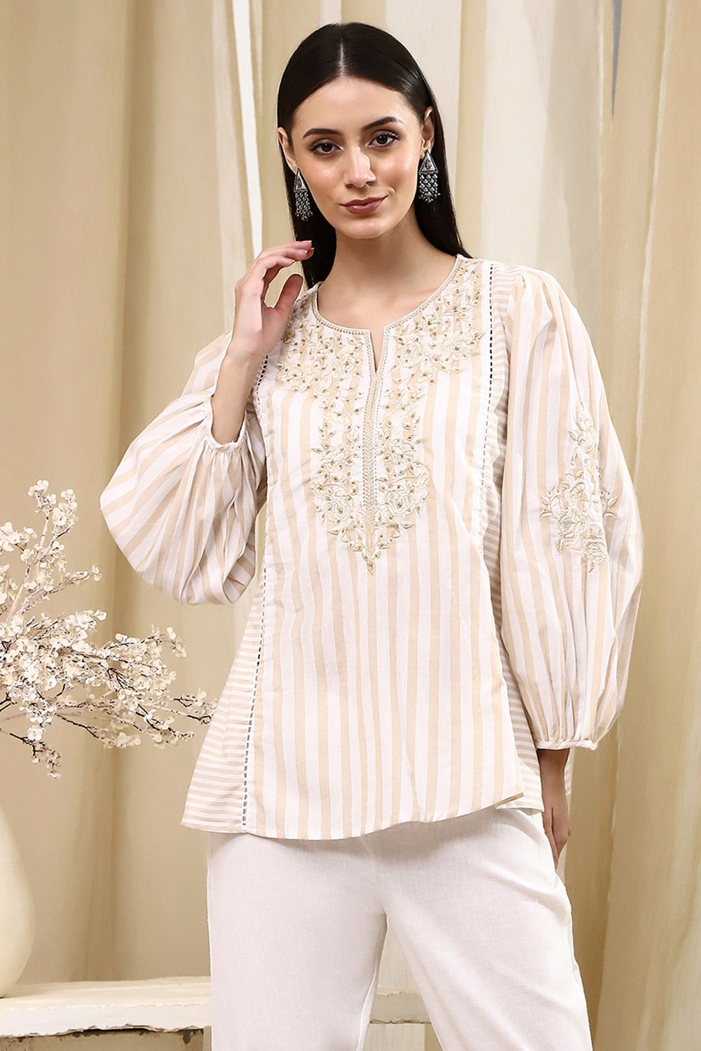 Beige Cotton A-Line Kurti image number 5