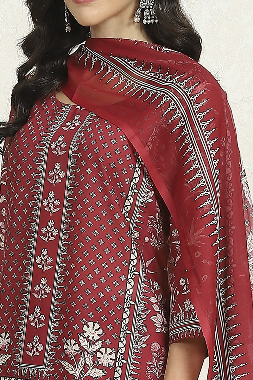 Green-Maroon Cotton Unstitched Suit Set image number 2