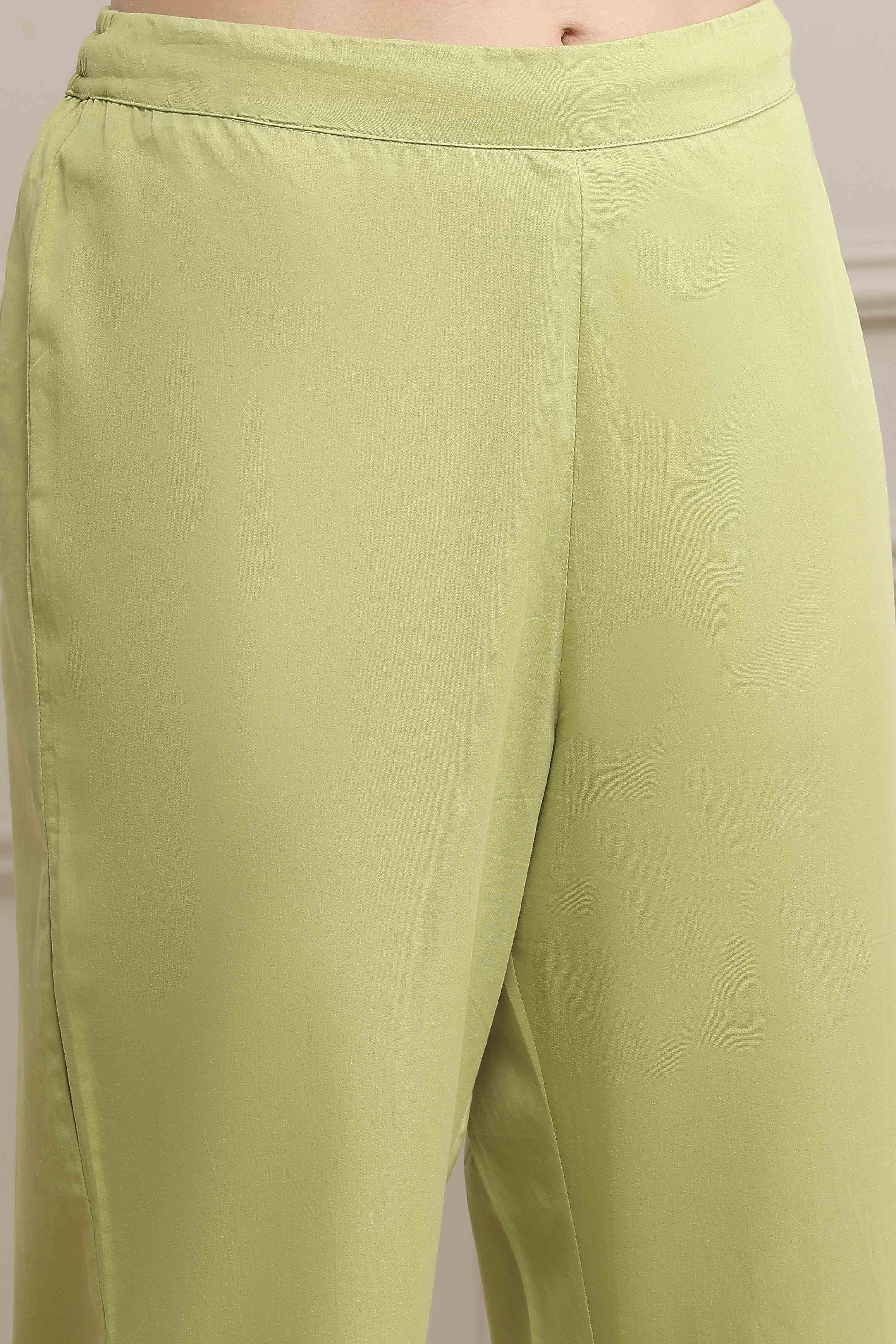 Green Cotton Blend Floral Straight Suit Set image number 2