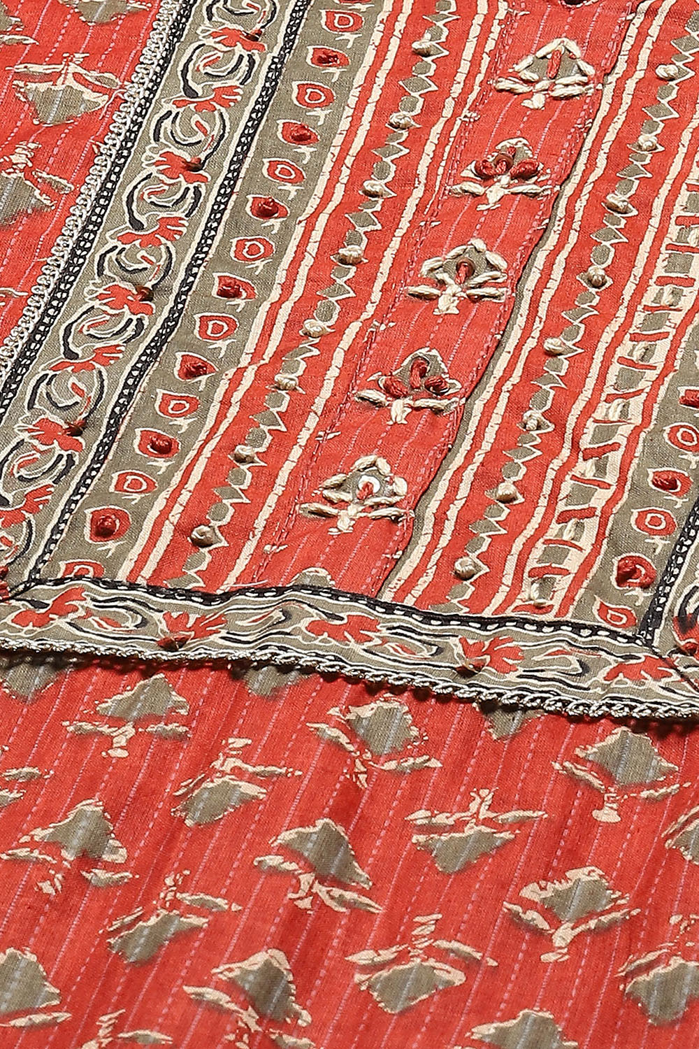 Green Cotton Unstitched Suit set image number 2