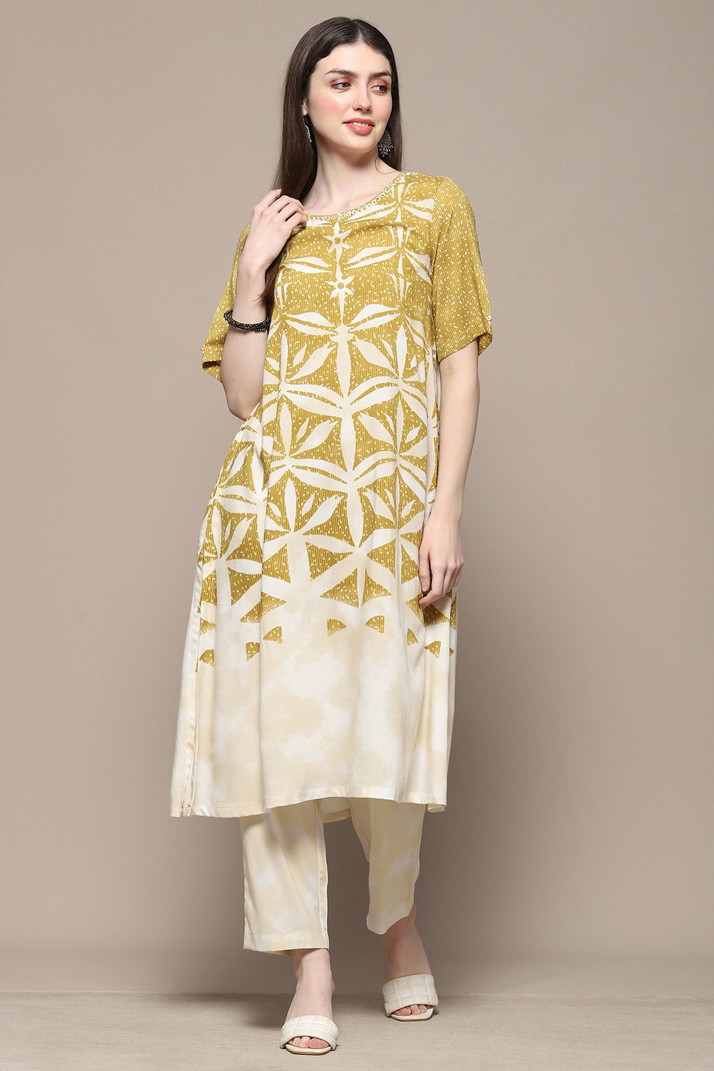 Ochre Rayon Straight Kurta Set image number 6