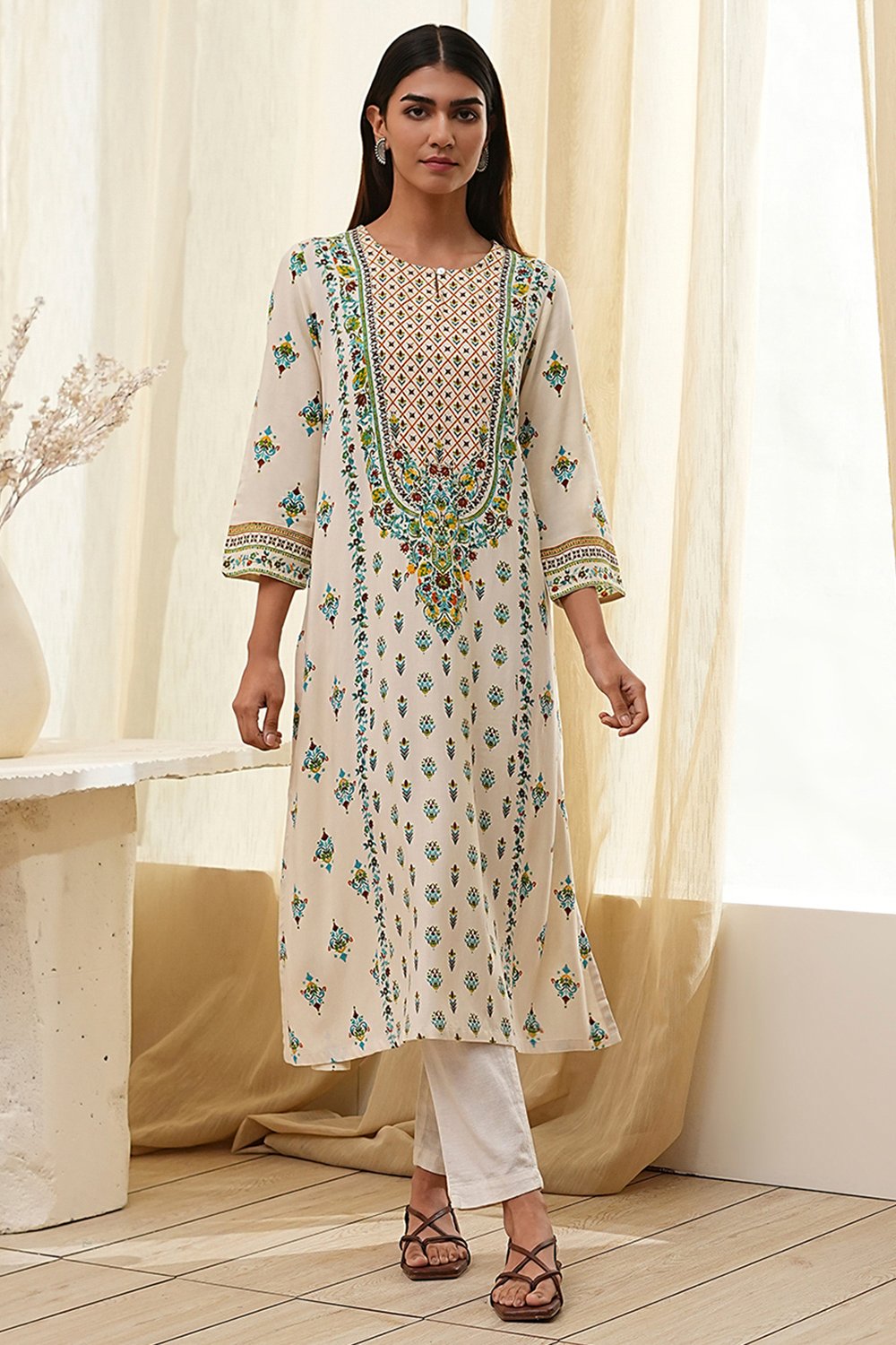 Cream-Colored Printed Straight Kurta image number 5