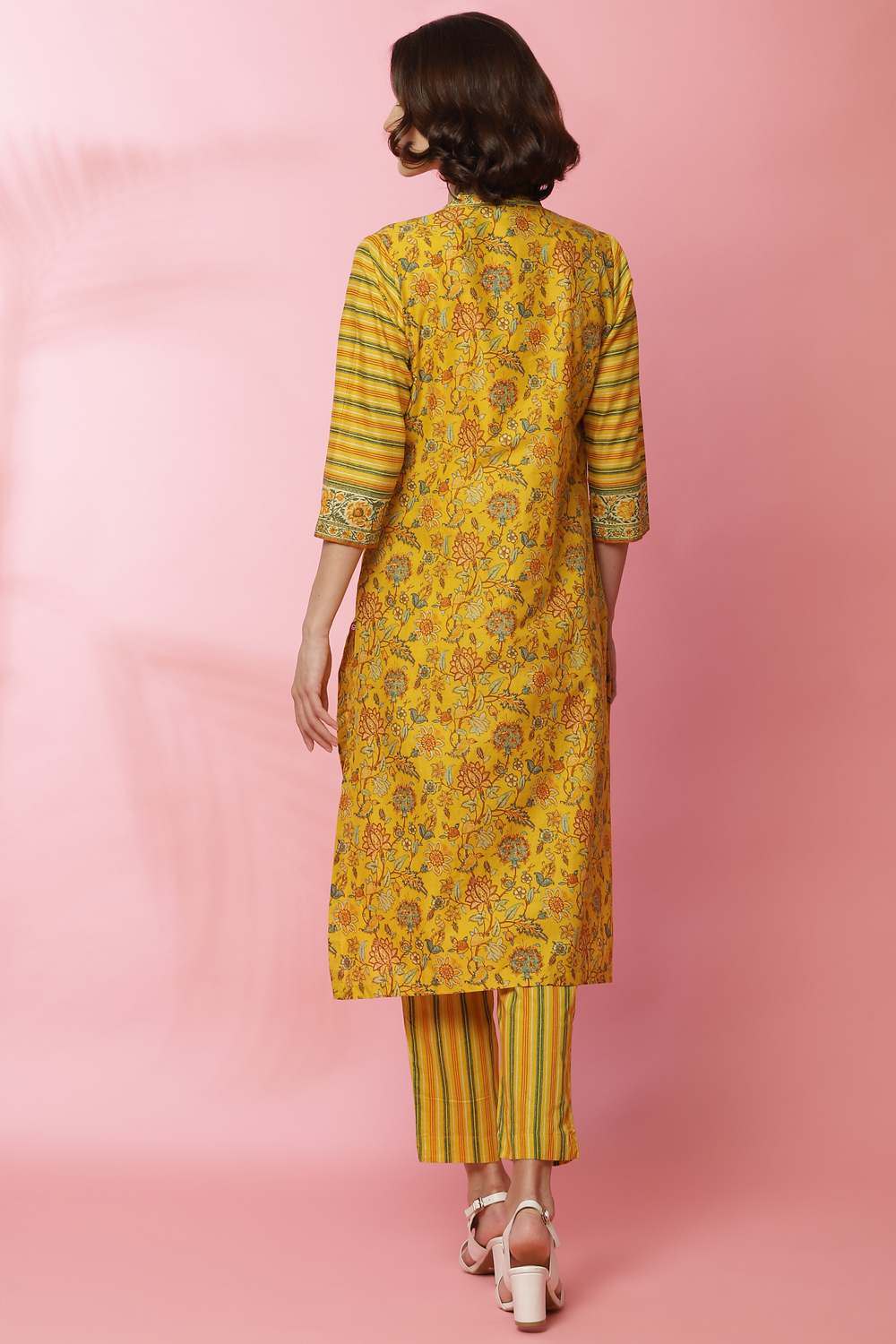 Mustard Cotton Straight Kurta Slim Pant Suit Set image number 9