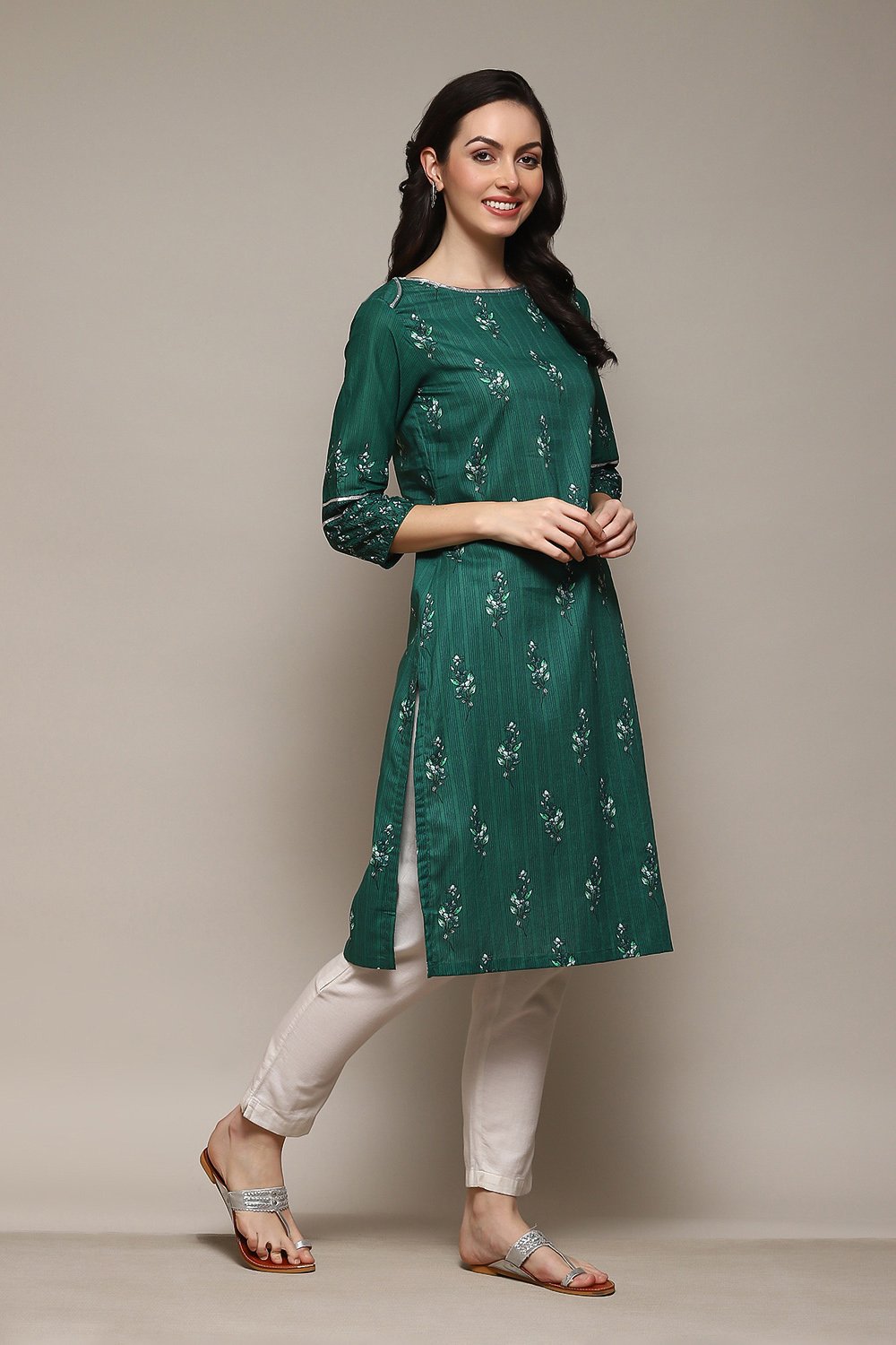 Green Cotton Straight Printed Kurta image number 3