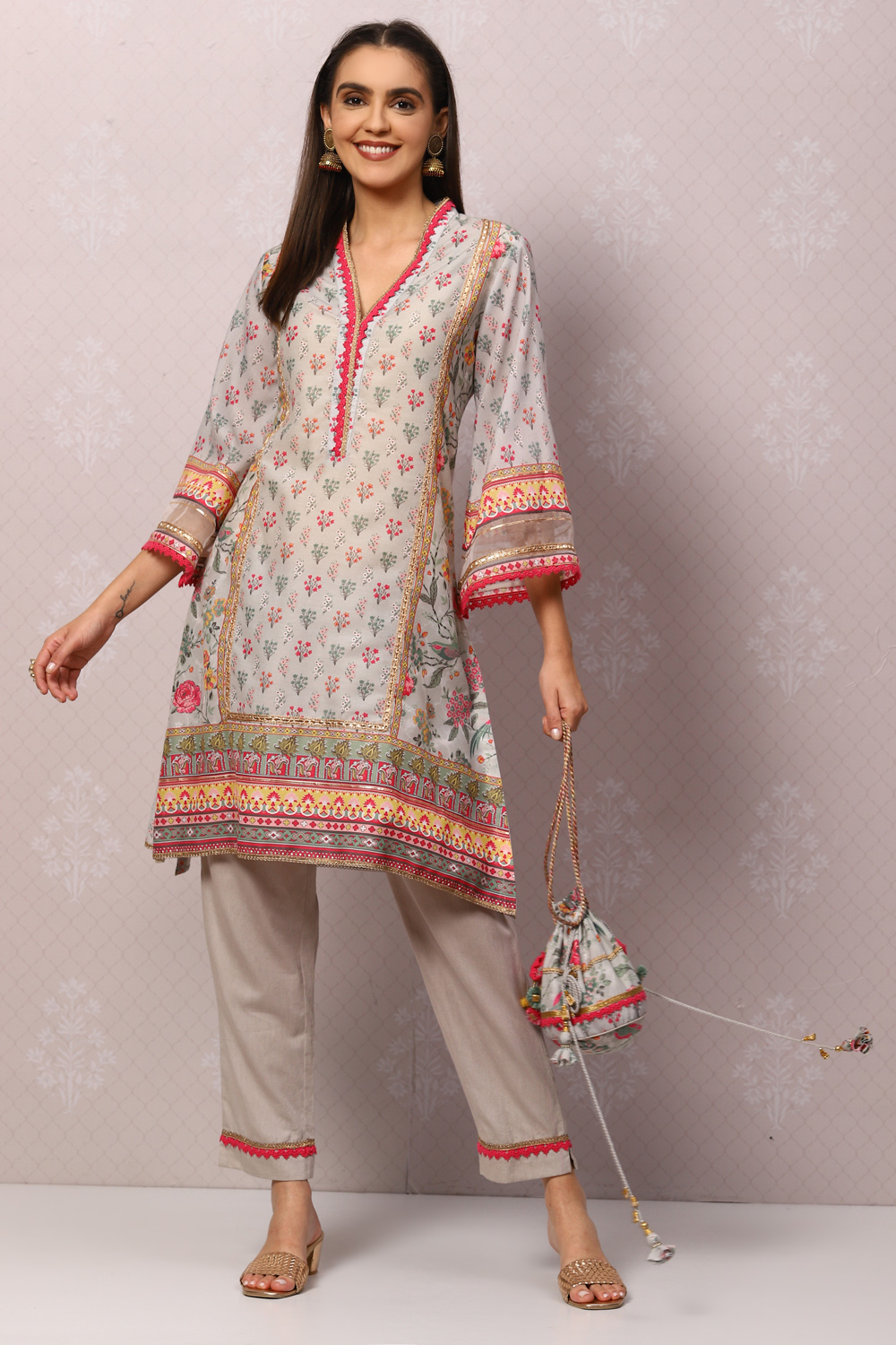 Sky Blue Straight Kurta Slim Pants Suit Set image number 5