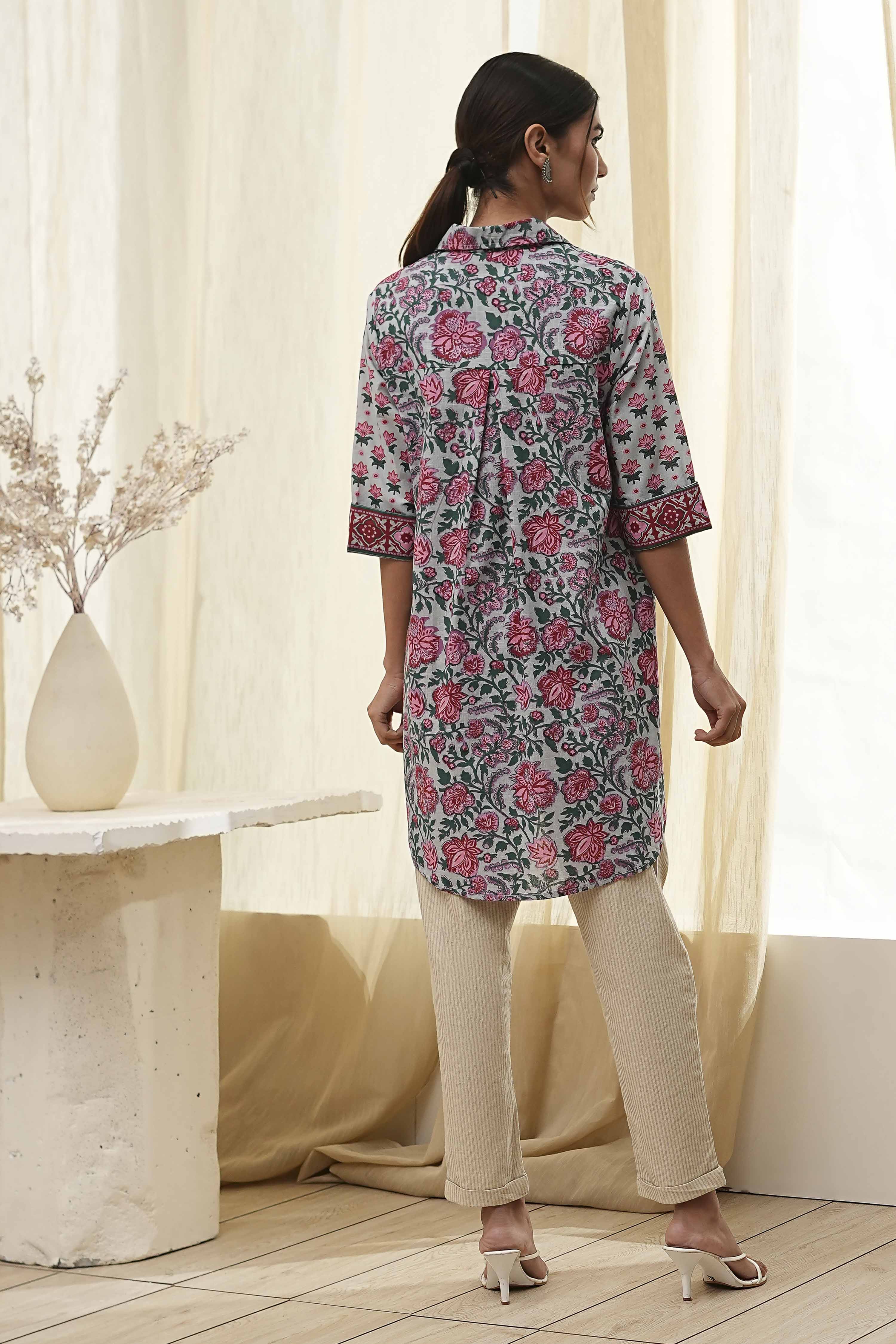 Blue and Pink Cotton Floral Shirt-Style Short Kurta image number 3