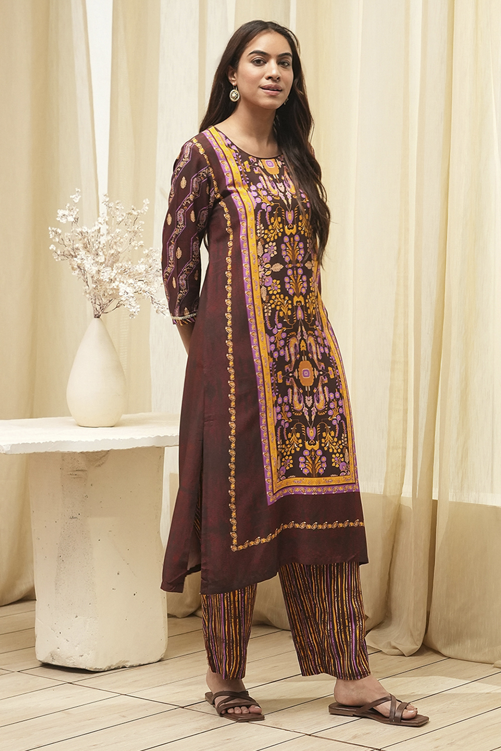 Maroon Cotton Straight Kurta Palazzo Suit Set image number 5