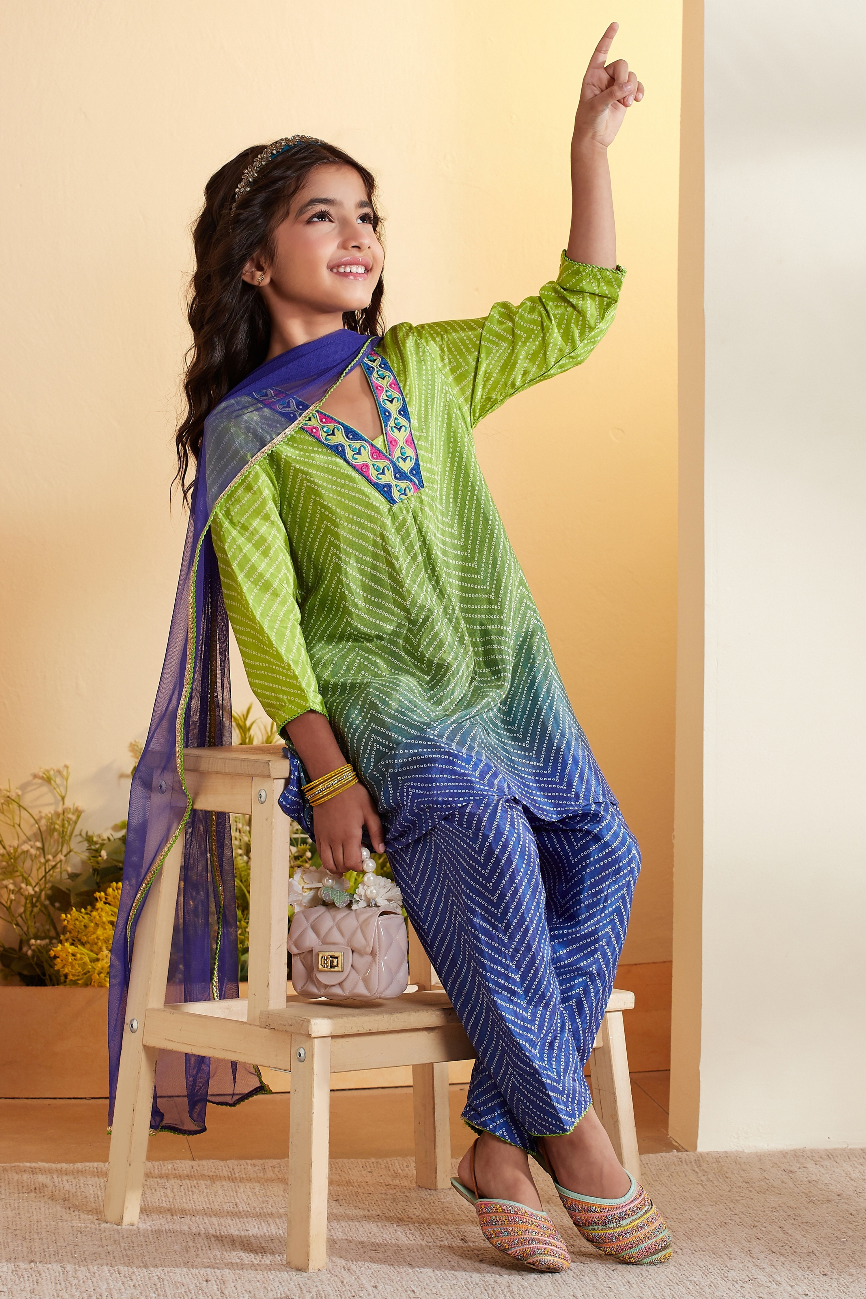 Green Viscose Rayon Ombre Bandhani Printed Kurta Set image number 0