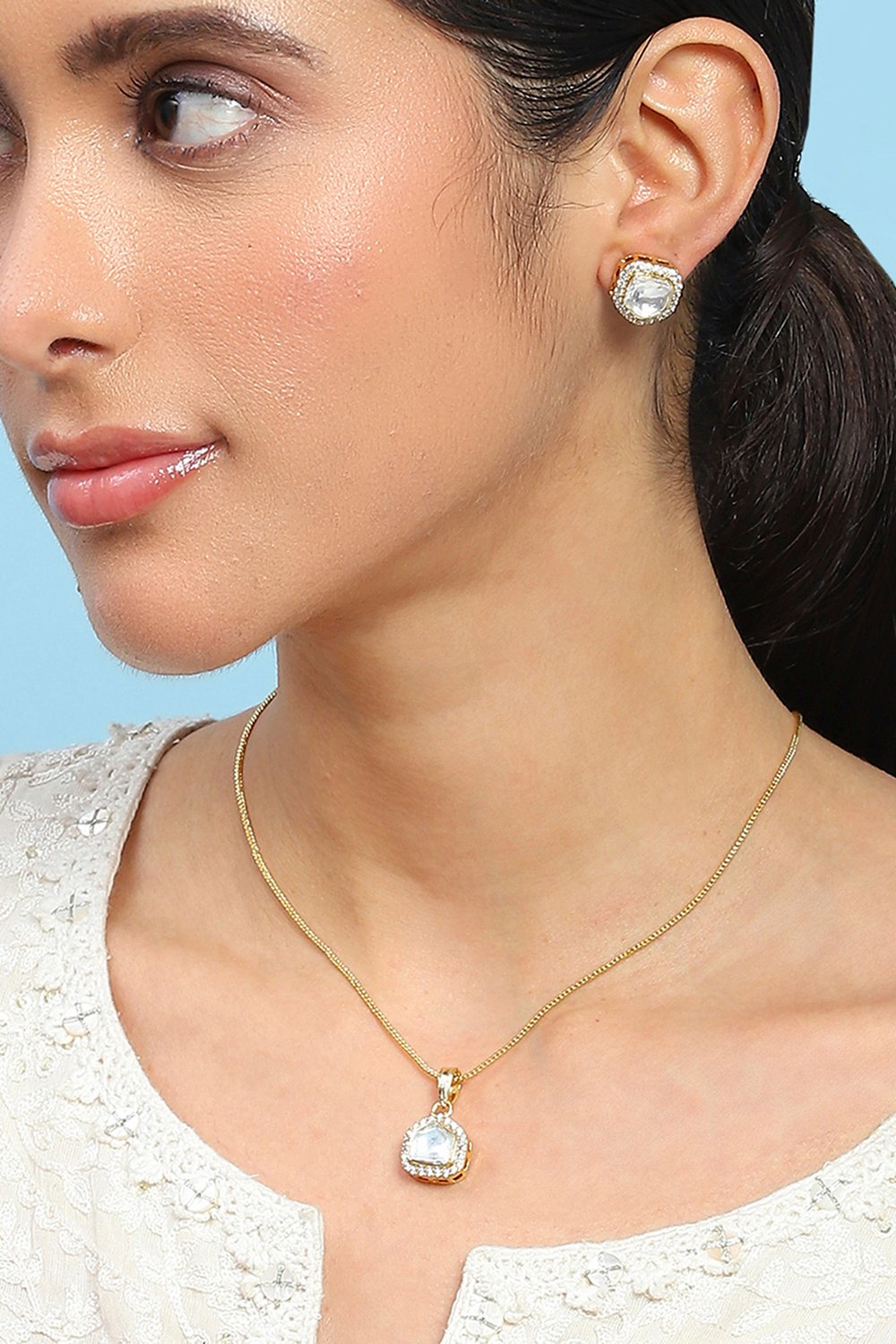 Gold Brass Necklace Set image number 1