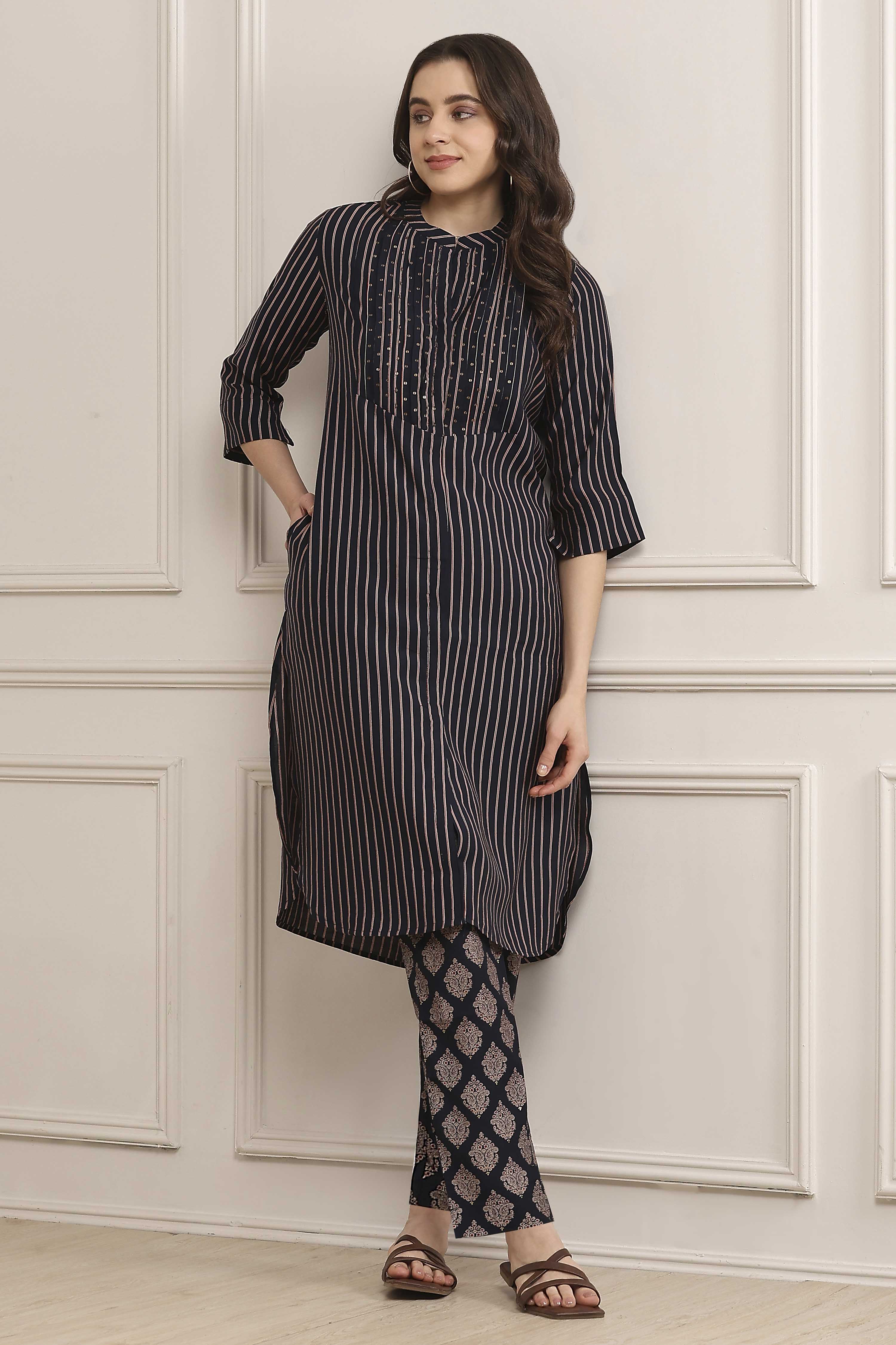 Red Poly Viscose Printed Kurta Set image number 0