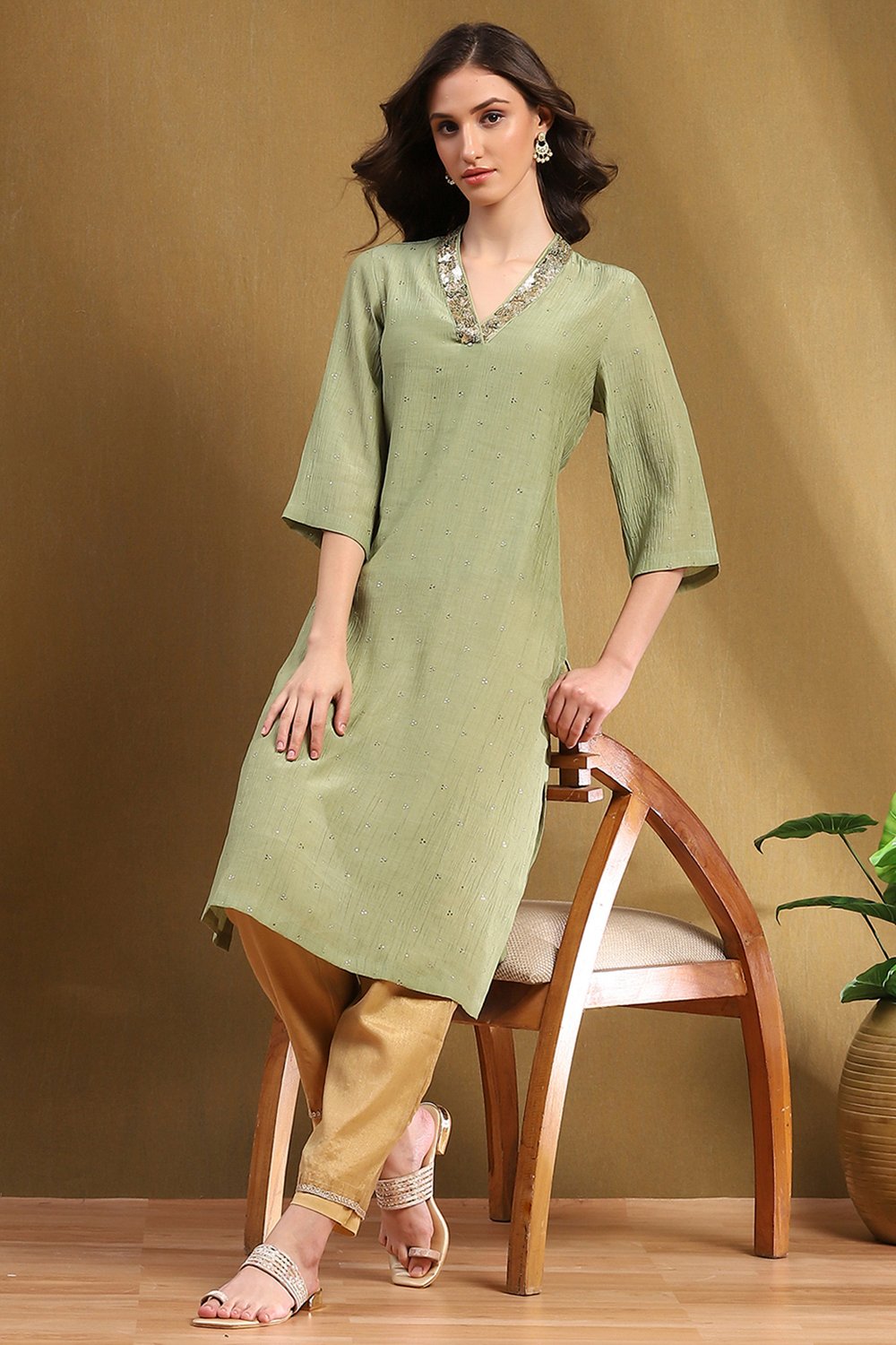 Mauve Crinkled Festive Straight Kurta image number 0