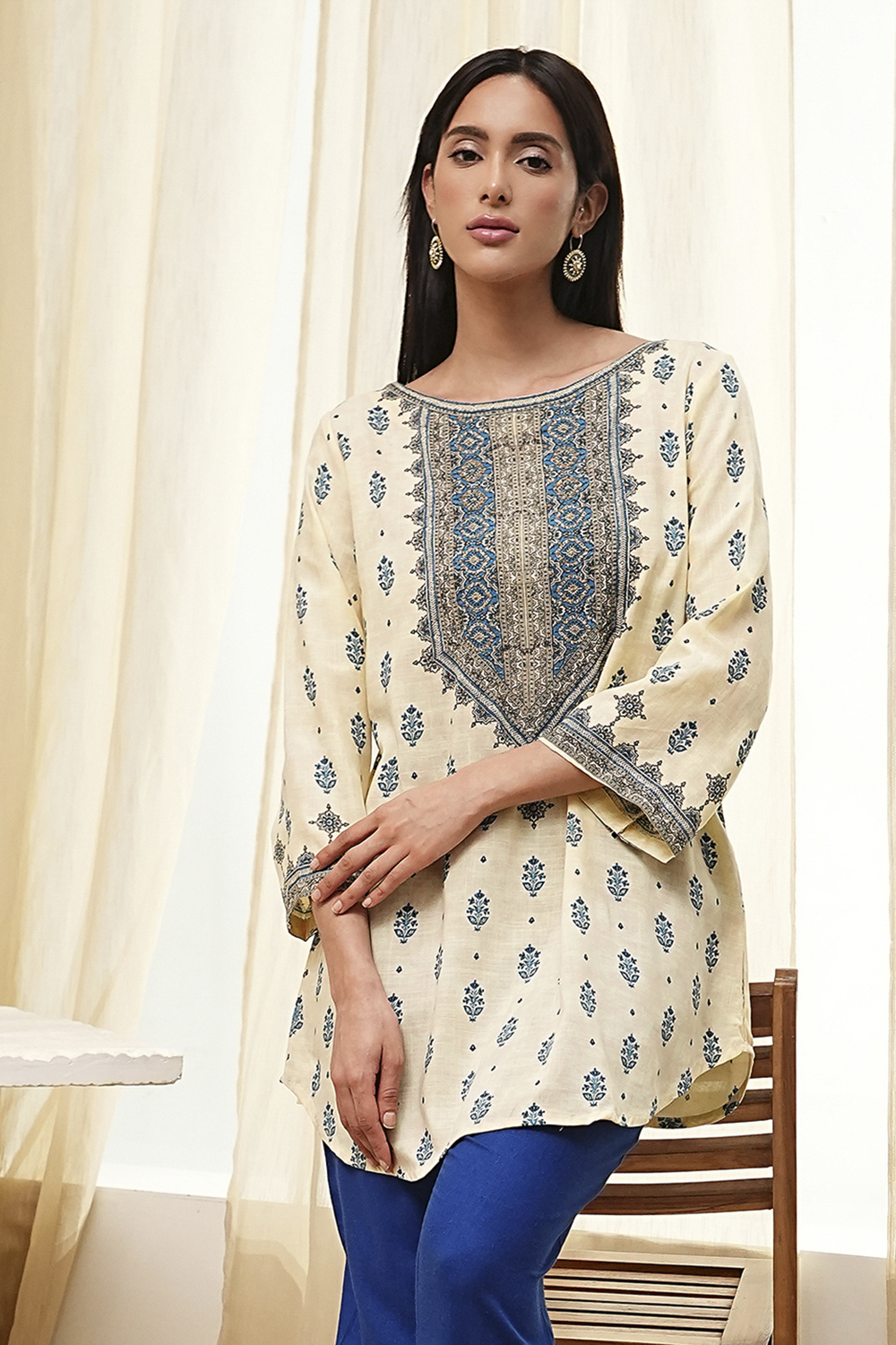 Beige Viscose Printed Straight  Short Kurta image number 0