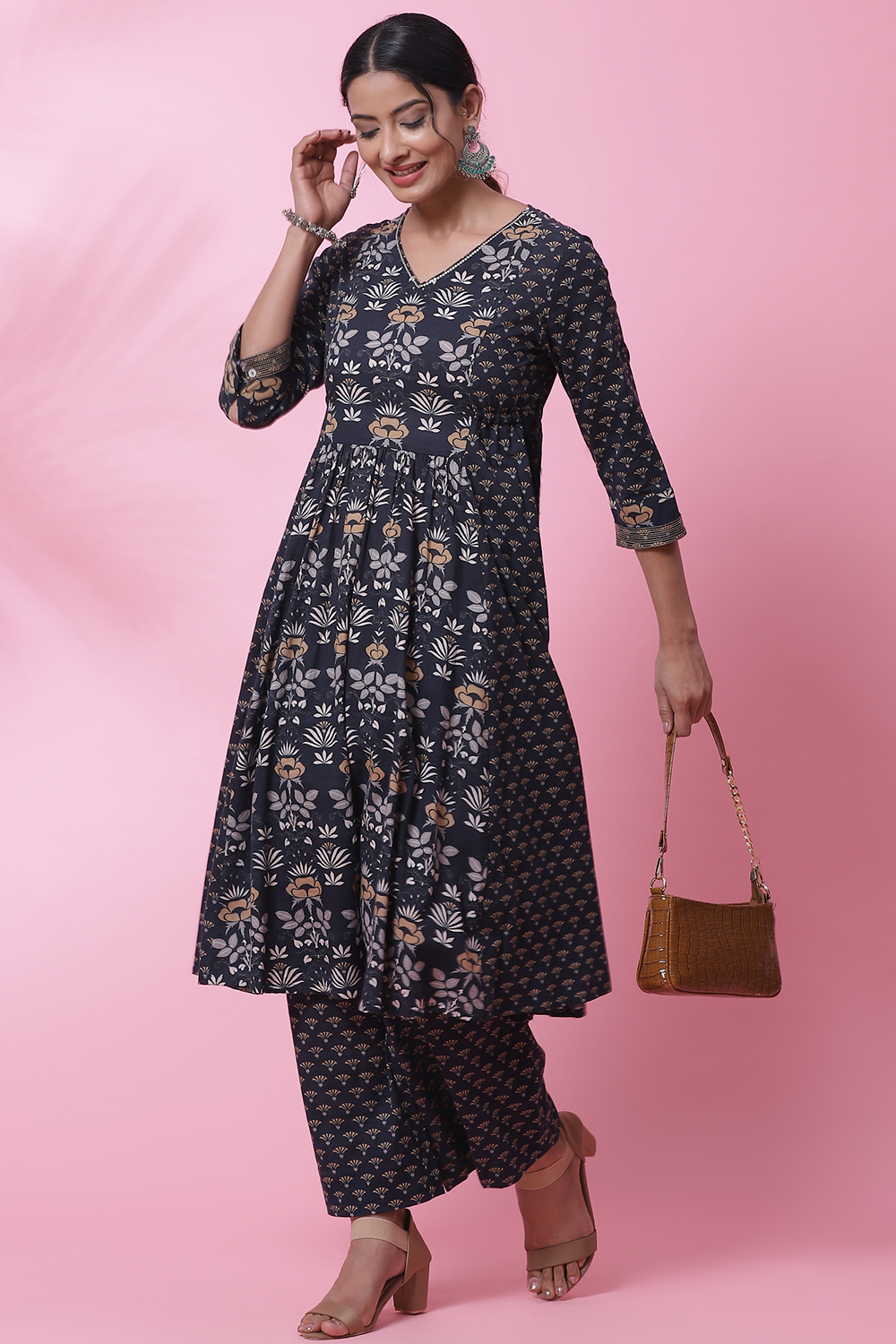 Black Cotton Flared Kurta Set image number 6