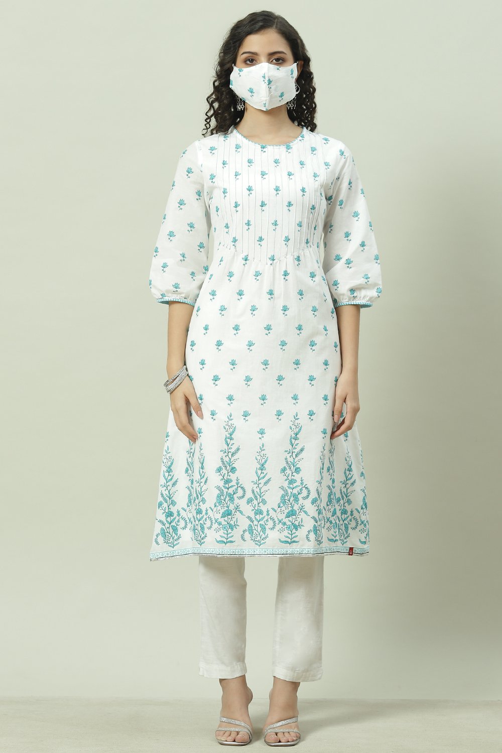 Lavender Cotton Straight Printed Kurta image number 3