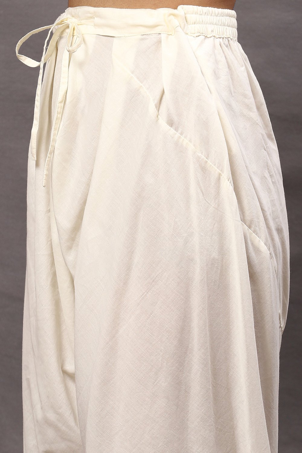 Rohit Bal Off White Cotton Blend Straight Kurta Suit Set image number 2