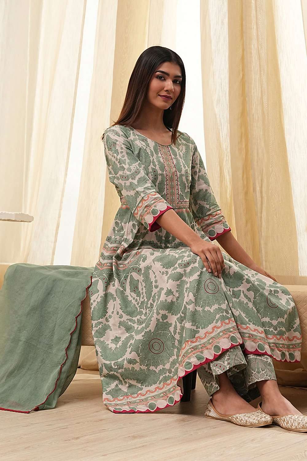 Green Cotton Printed Anarkali Suit Set image number 0