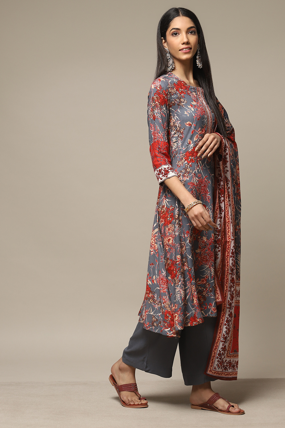 Grey Rayon A-Line Kurta Palazzo Suit Set image number 6