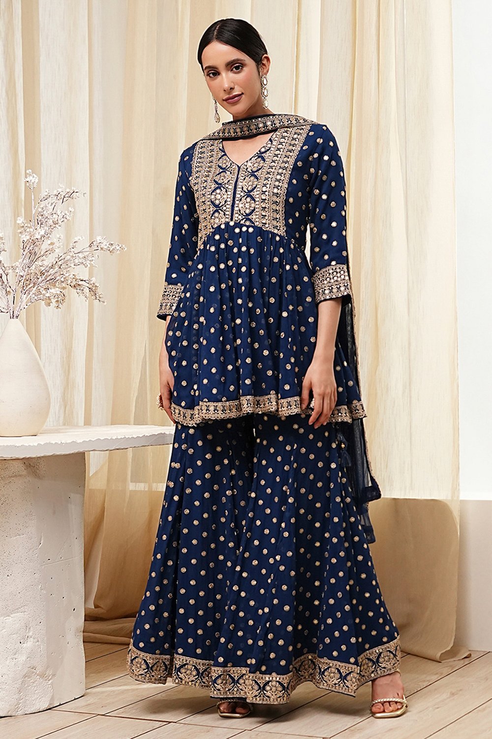 Ivory Viscose Straight Suit Set image number 6