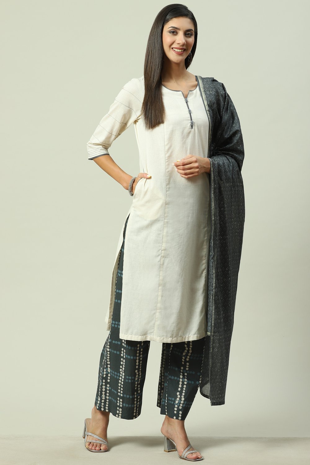 Off White Straight Kurta Palazzo Suit Set image number 5