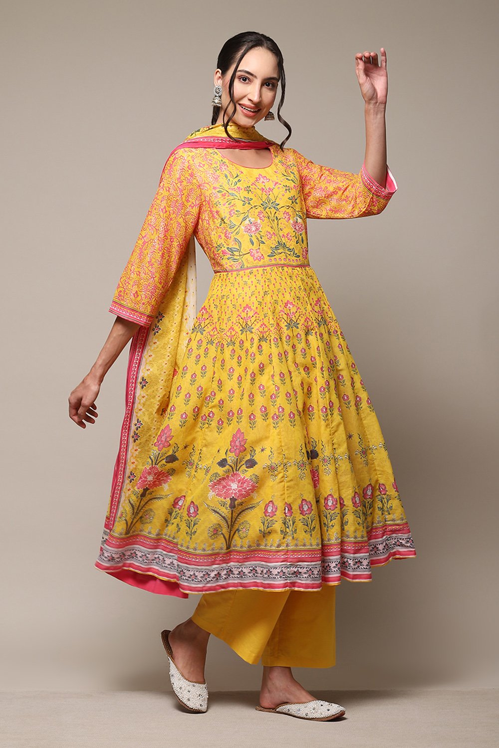 Yellow Cotton Anarkali Kurta Palazzo Suit Set image number 6