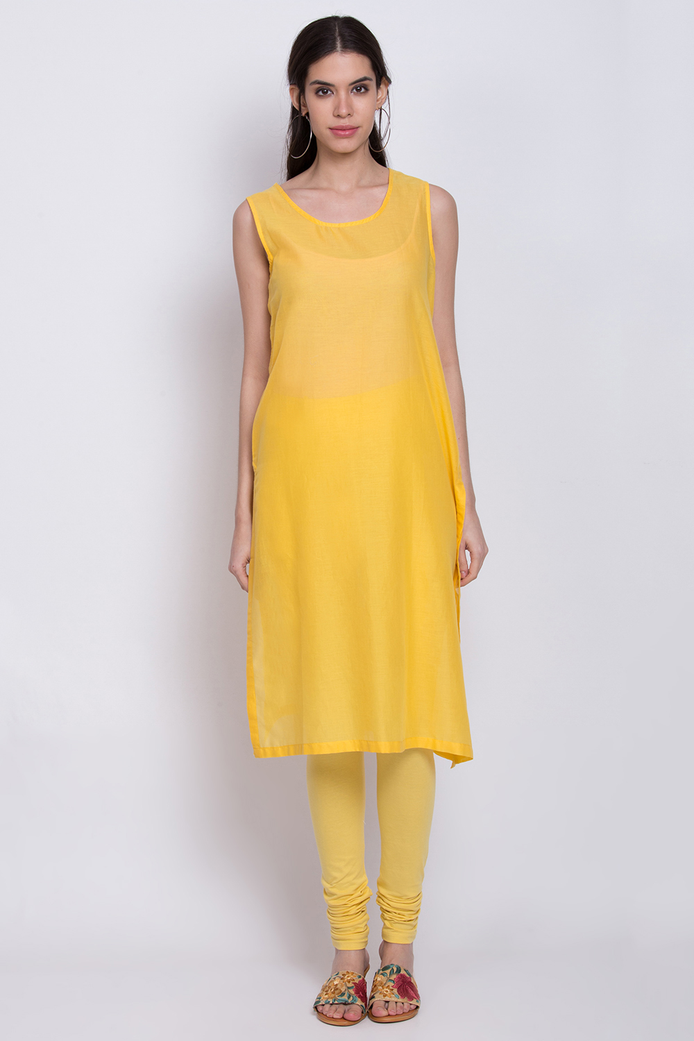 Yellow Poly Cotton A-Line Embroidered Kurta image number 4