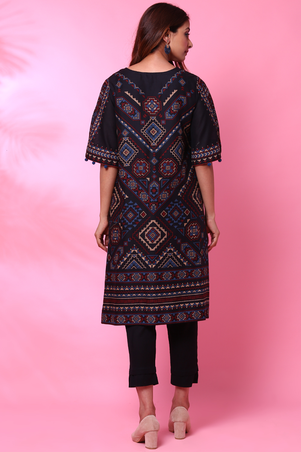 Charcoal Black Cotton A-Line Printed Kurta image number 4