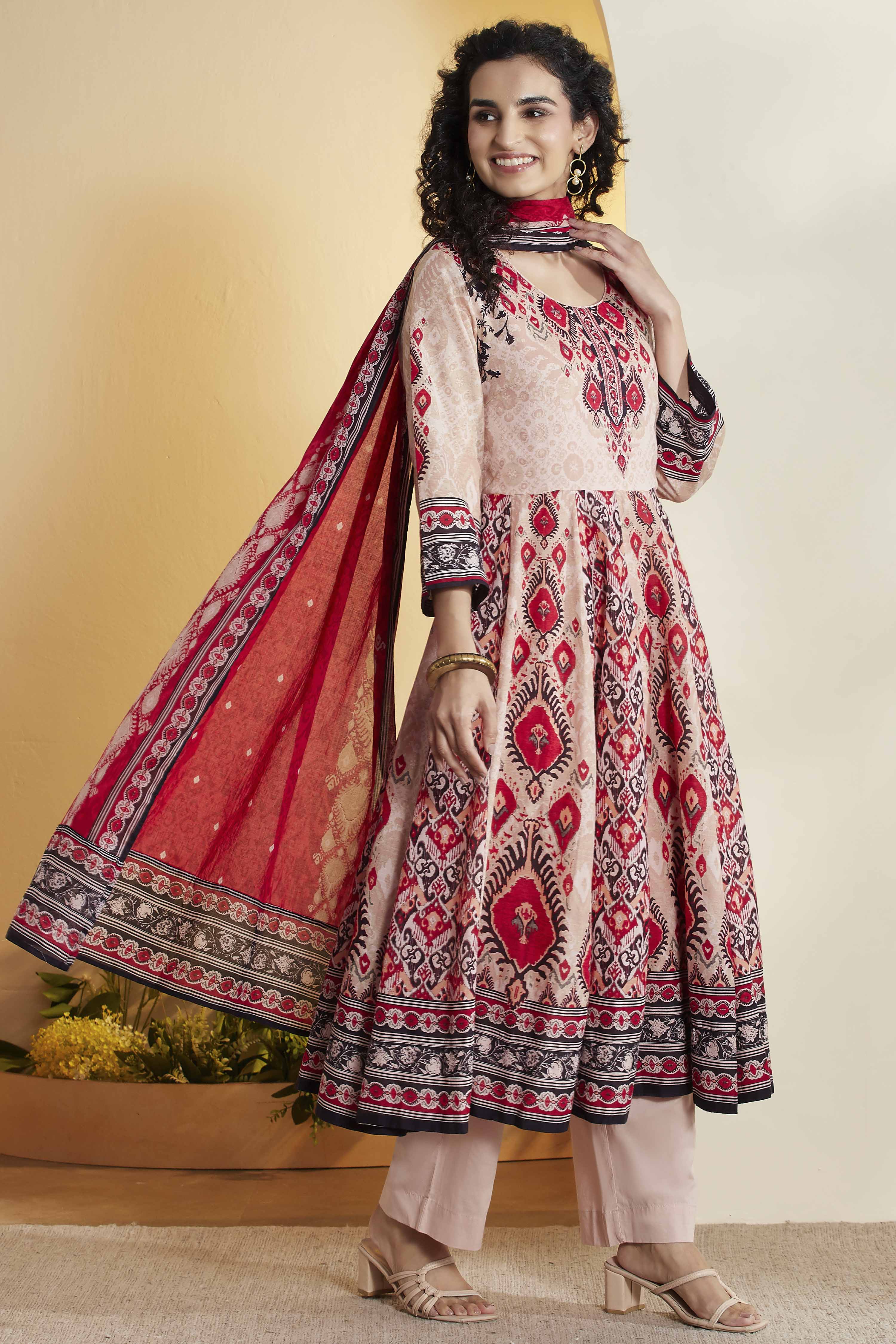 Beige Cotton Printed Anarkali Kurta Set image number 5