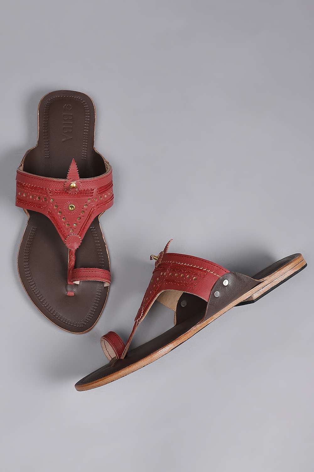 Red leather flip 2025 flops