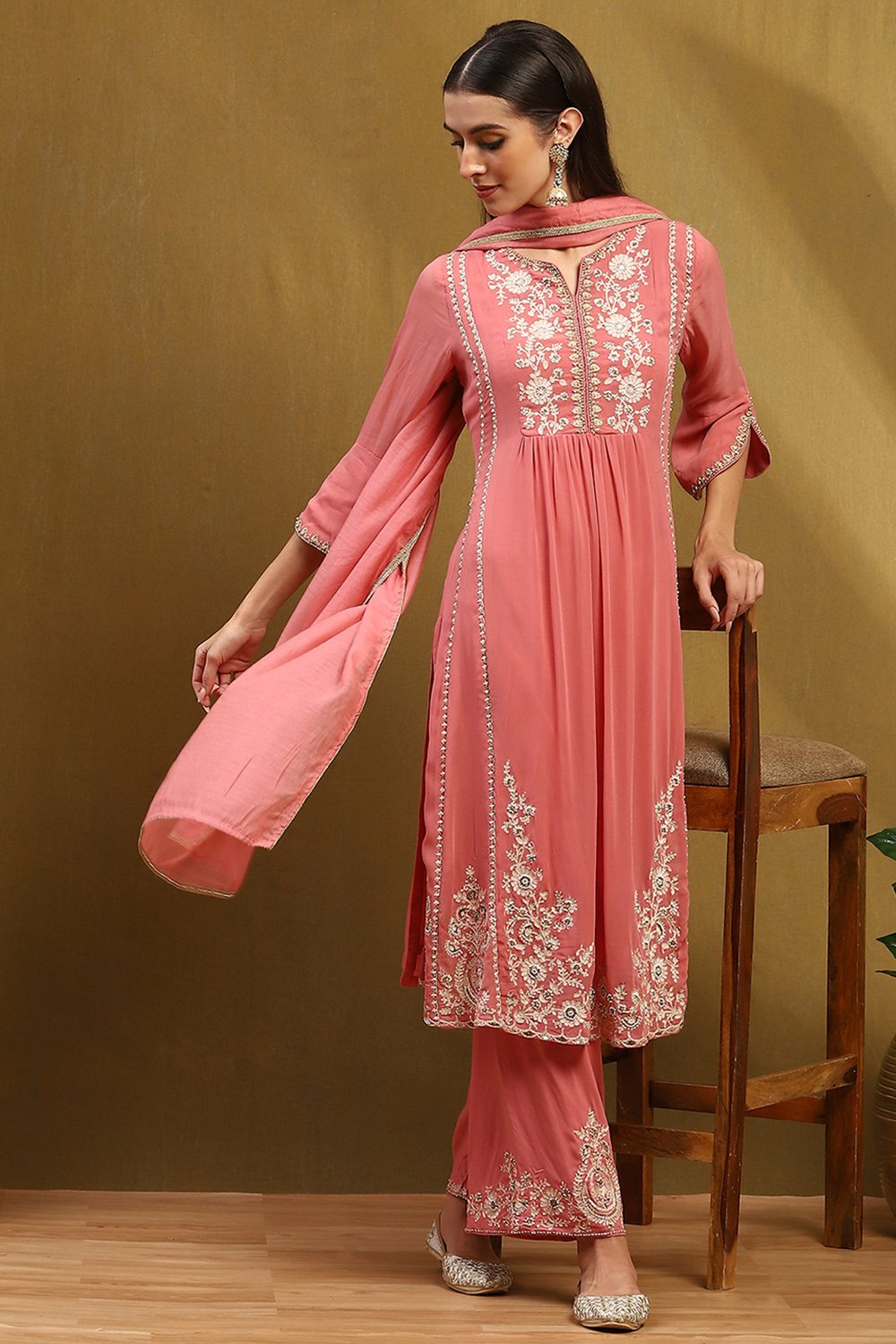 Pink Silk Chanderi Floral Embroidered Gathered Suit Set image number 0