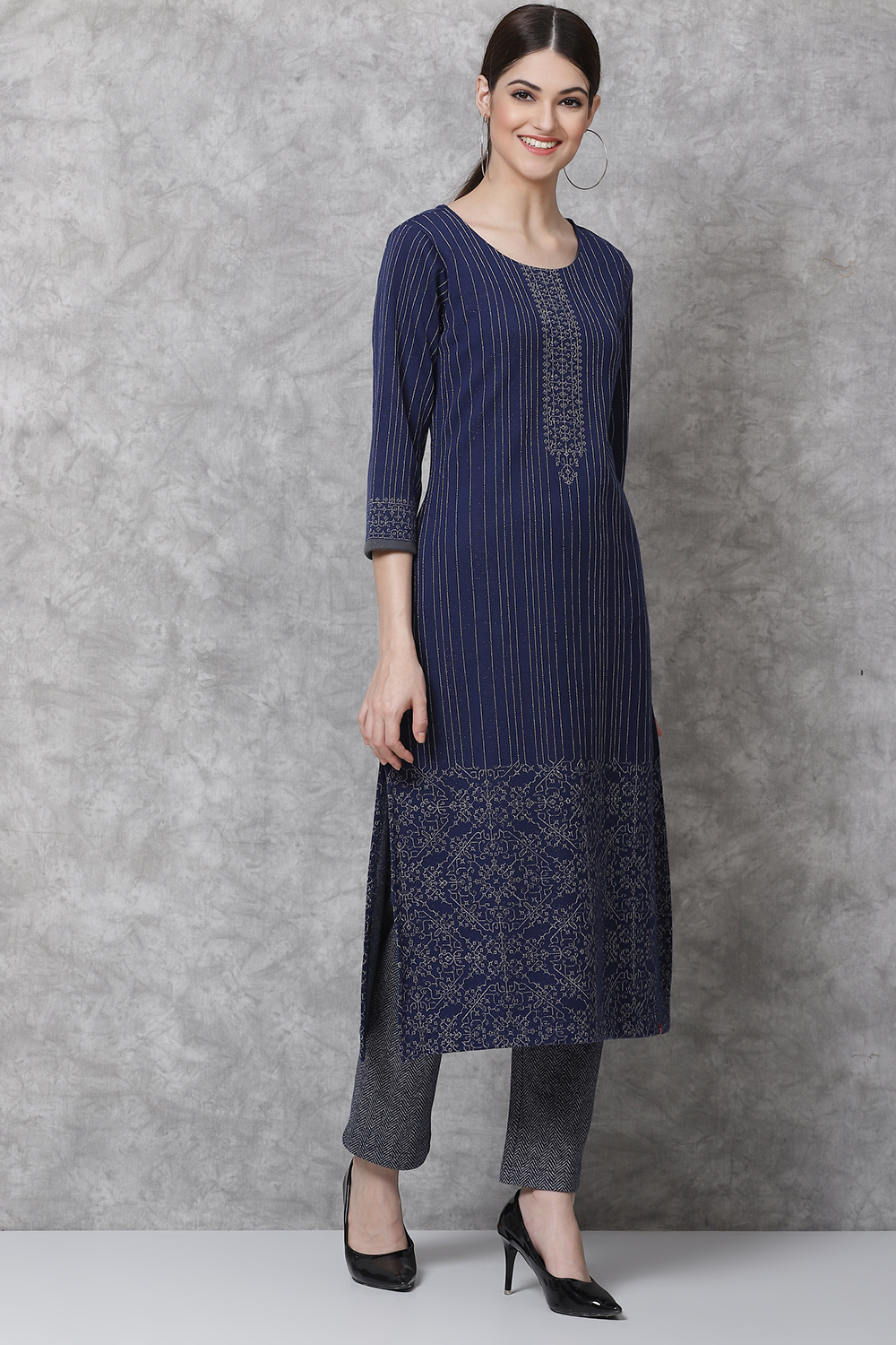 Navy Poly Metallic Straight Kurta image number 4