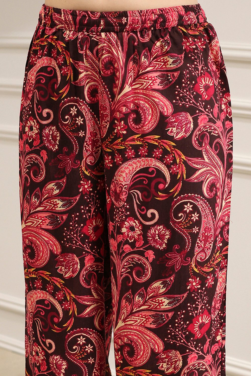 Brown Printed Straight Suit Set image number 2