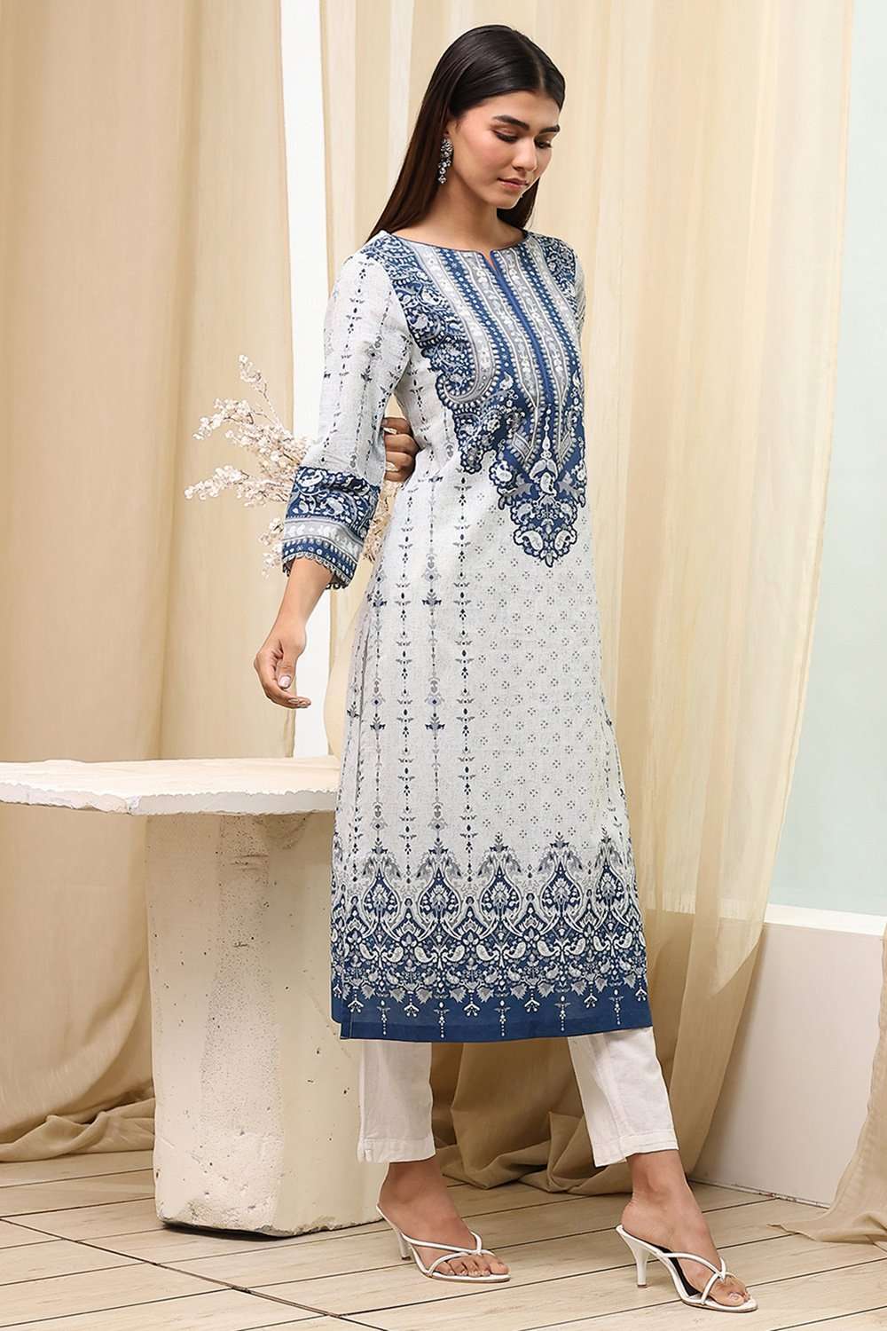 Blue Cotton Straight Printed Kurta image number 4