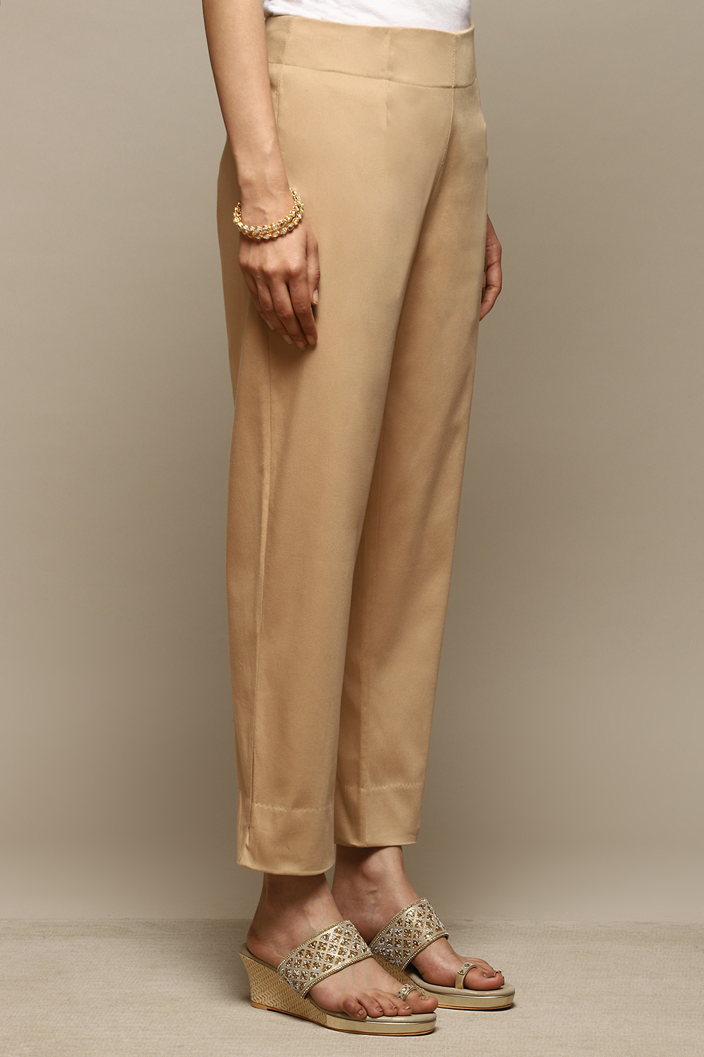 Black Cotton Relaxed Pant image number 3