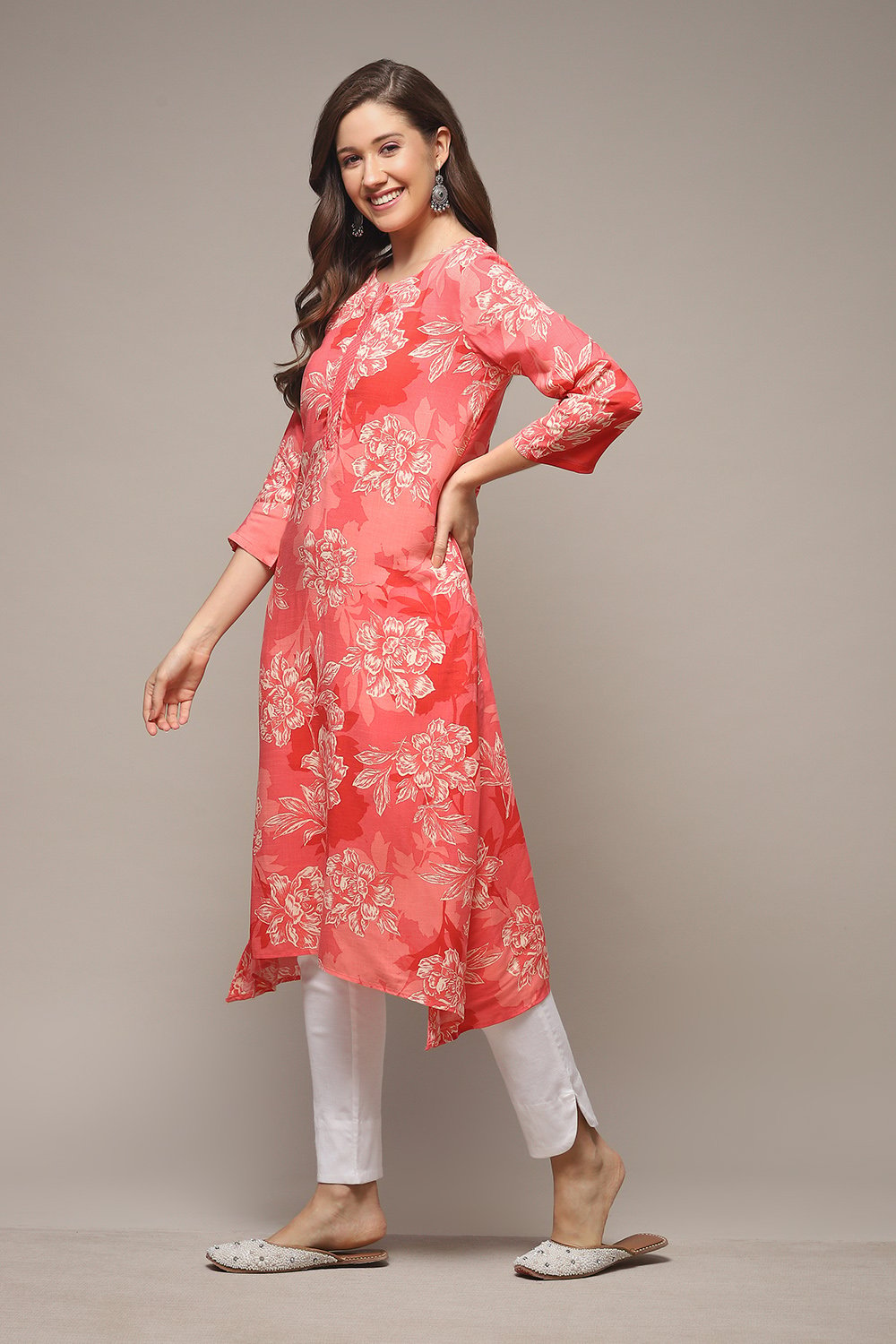 Olive LIVA Straight Printed Kurta image number 3