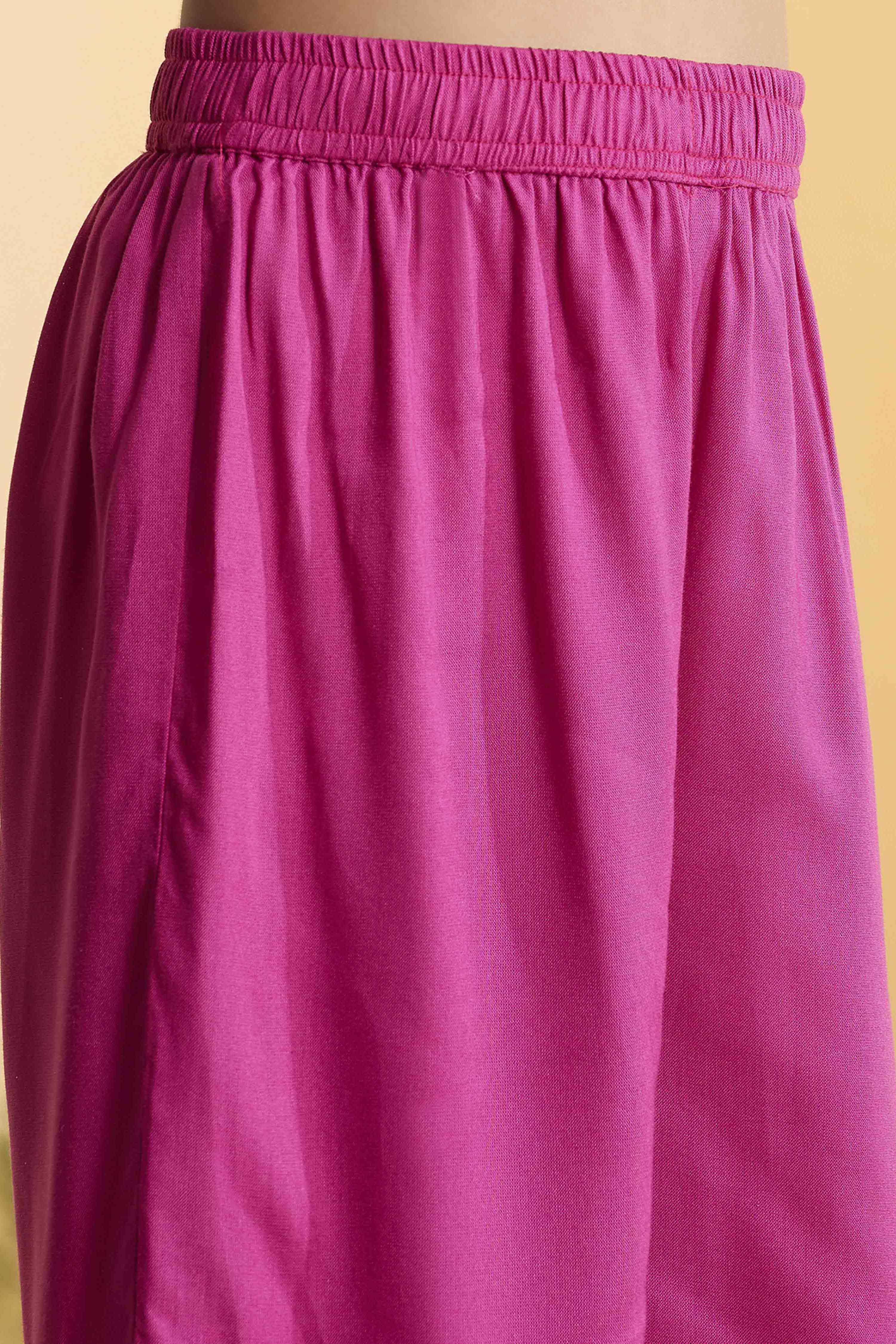 Pink Cotton Floral Printed Flared Kurta Set image number 2