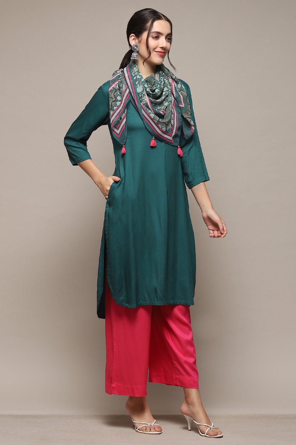 Green Rayon flax Straight Kurta Palazzo Suit Set image number 6