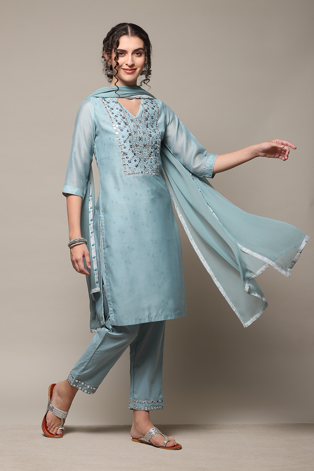 Off White Art Silk Straight Kurta Regular Pant Suit Set image number 6