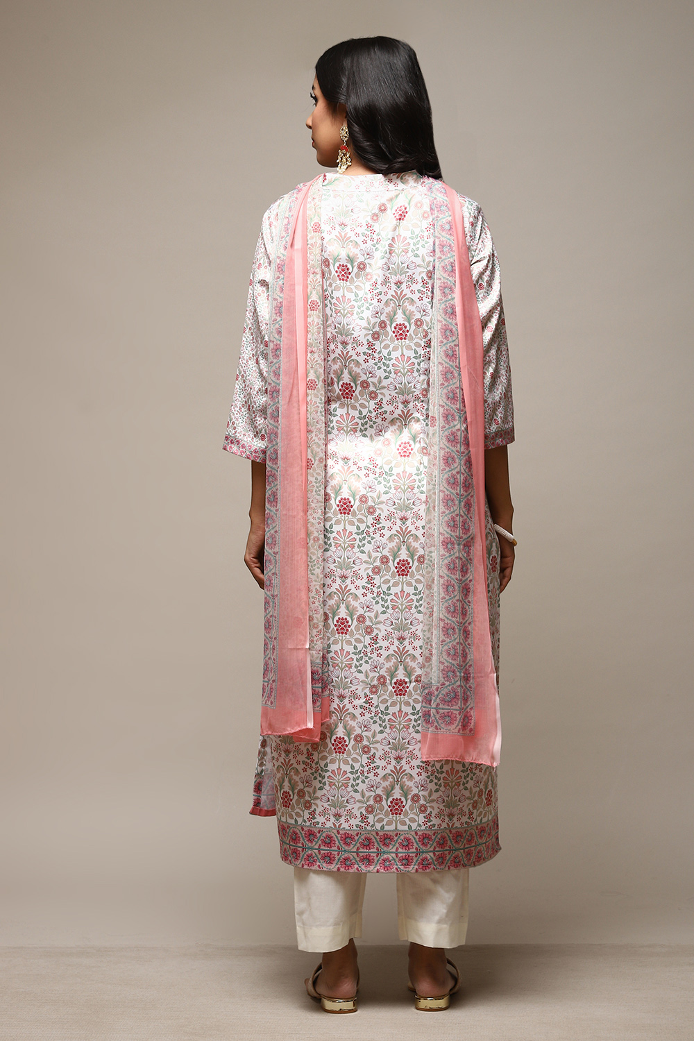 Off White Cotton Screen Print Unstitched Suit Set image number 5