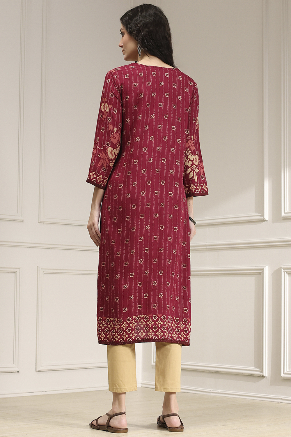 Berry Maroon Printed Straight Kurta image number 3
