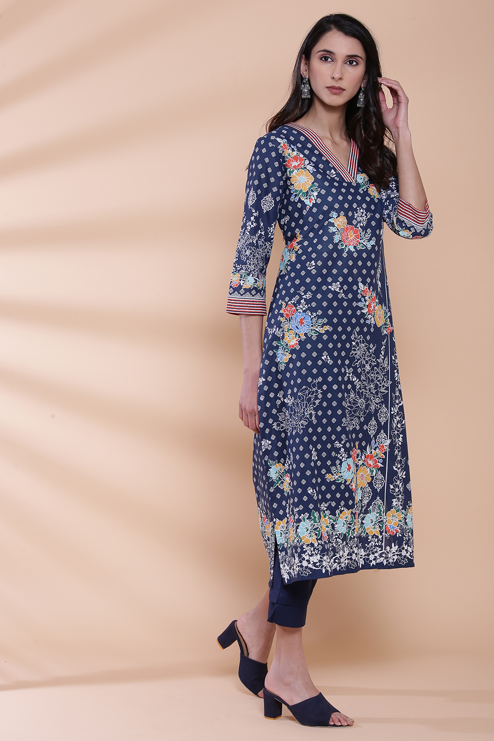 Navy Cotton Straight Printed Kurta image number 4