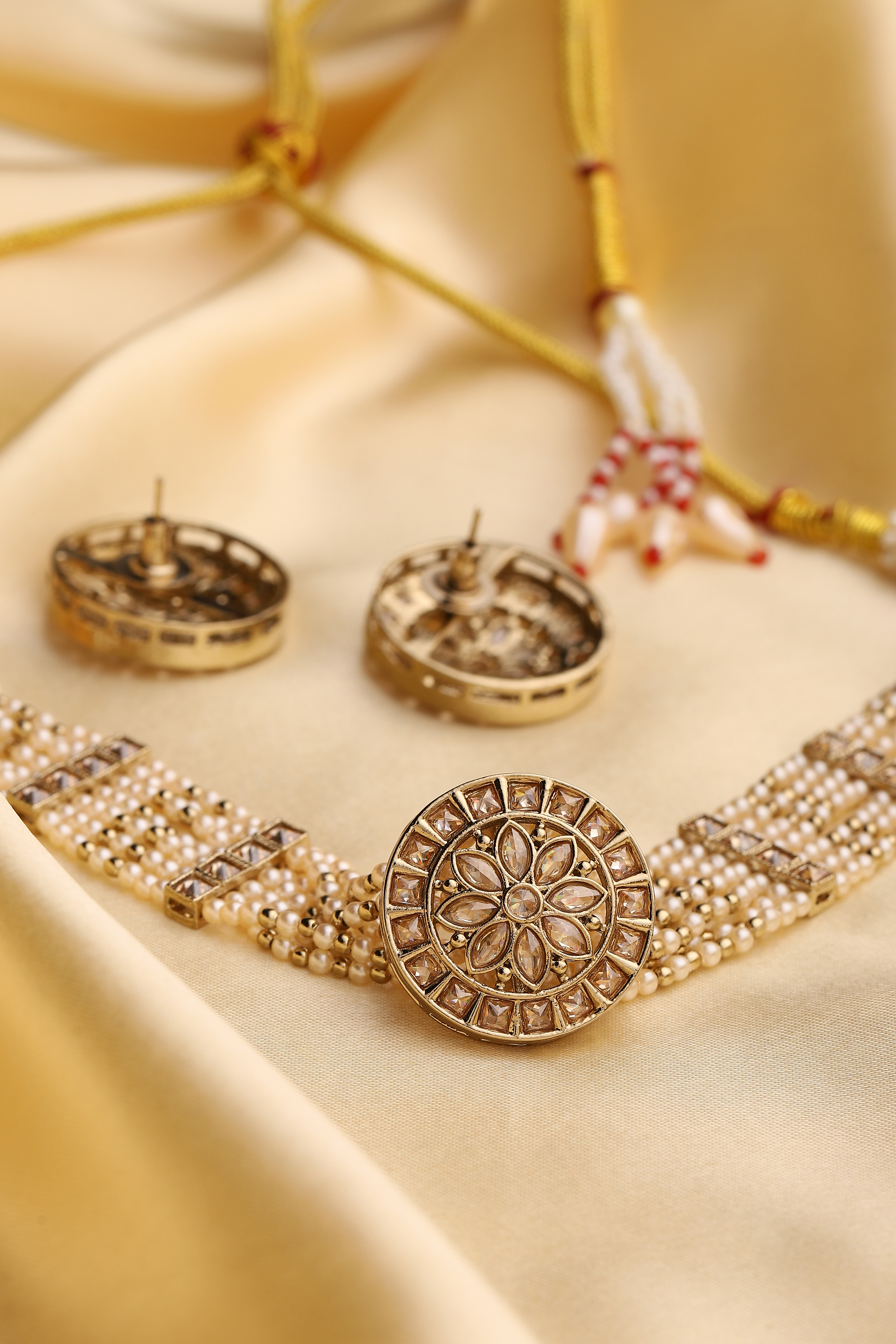 Champagne Alloy Necklace Set image number 1