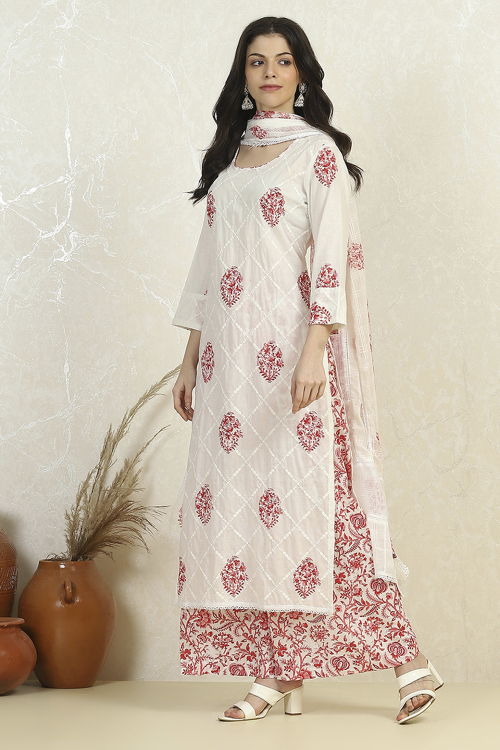 White Pink Cotton Hand Block Print Unstitched Suit Set image number 4